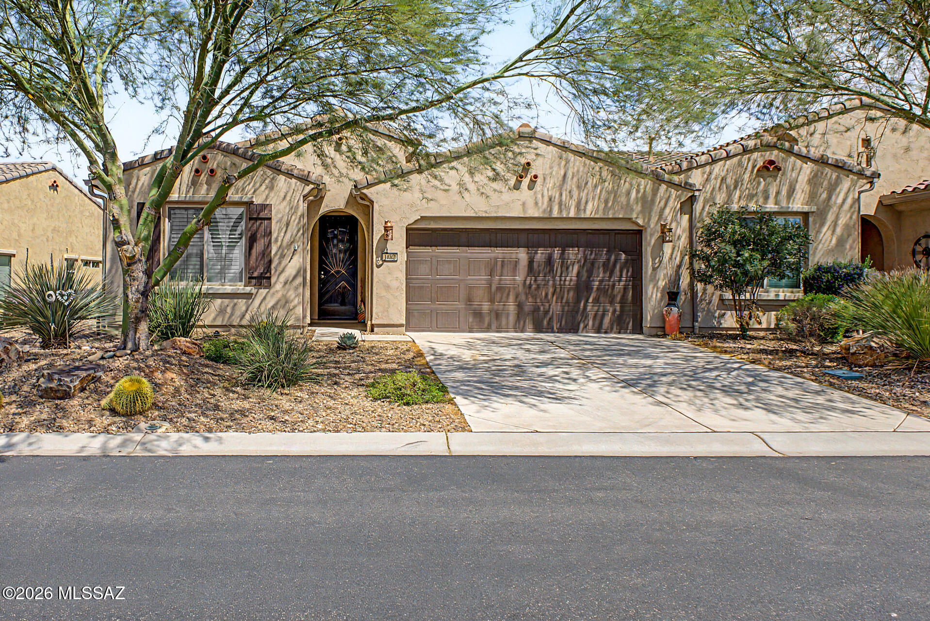 1082 N Broken Hills Drive — photo