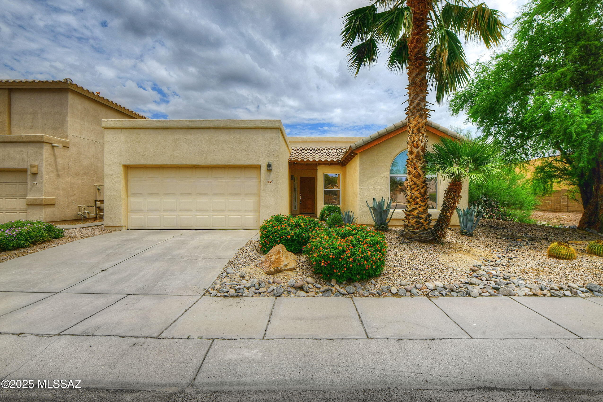 11979 N Labyrinth Drive — photo