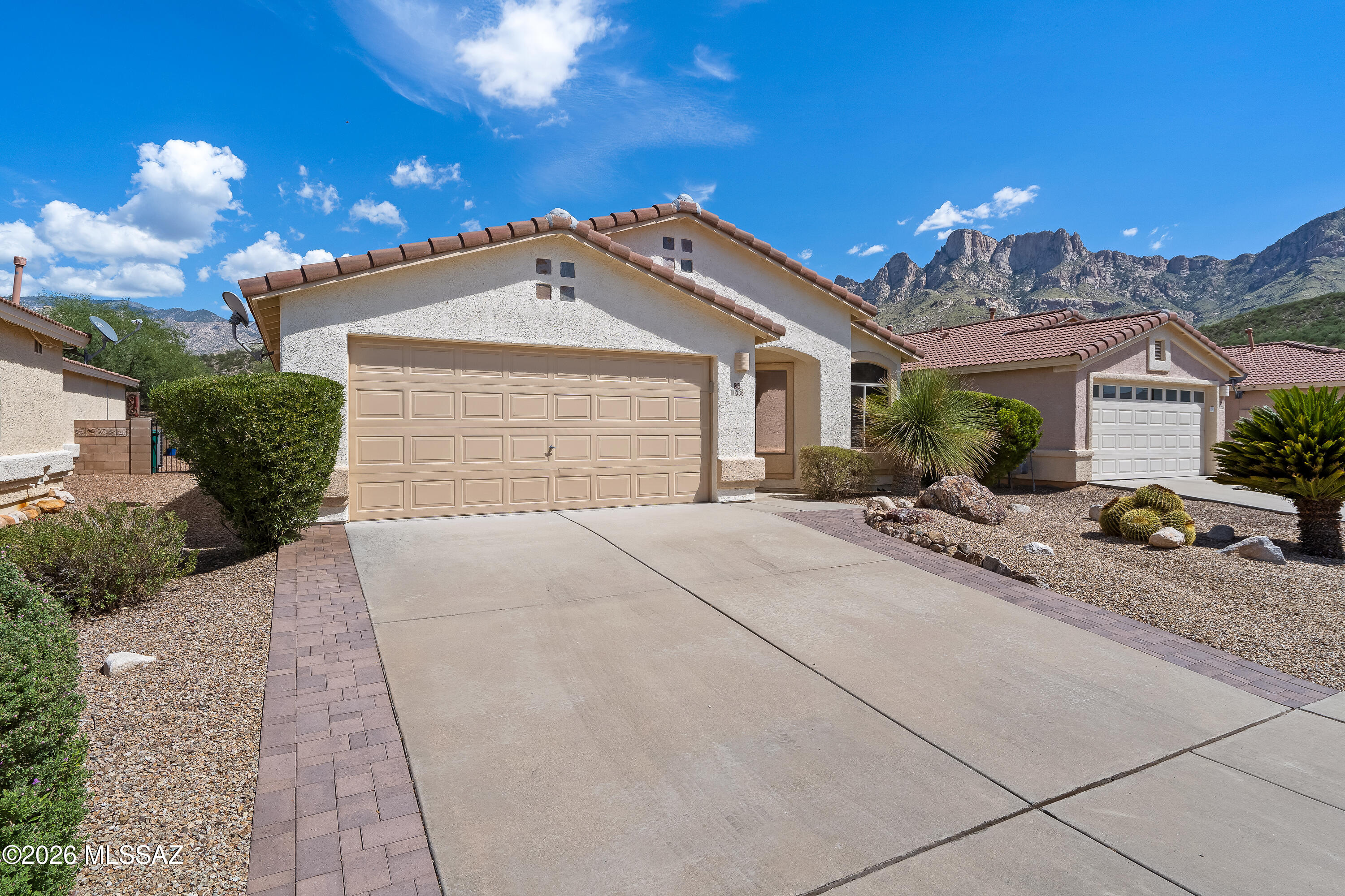 11336 N Flat Granite Drive — photo