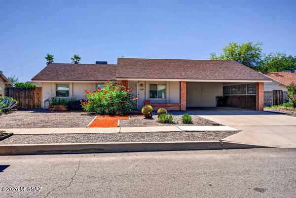 3201 W Coriander Drive — photo