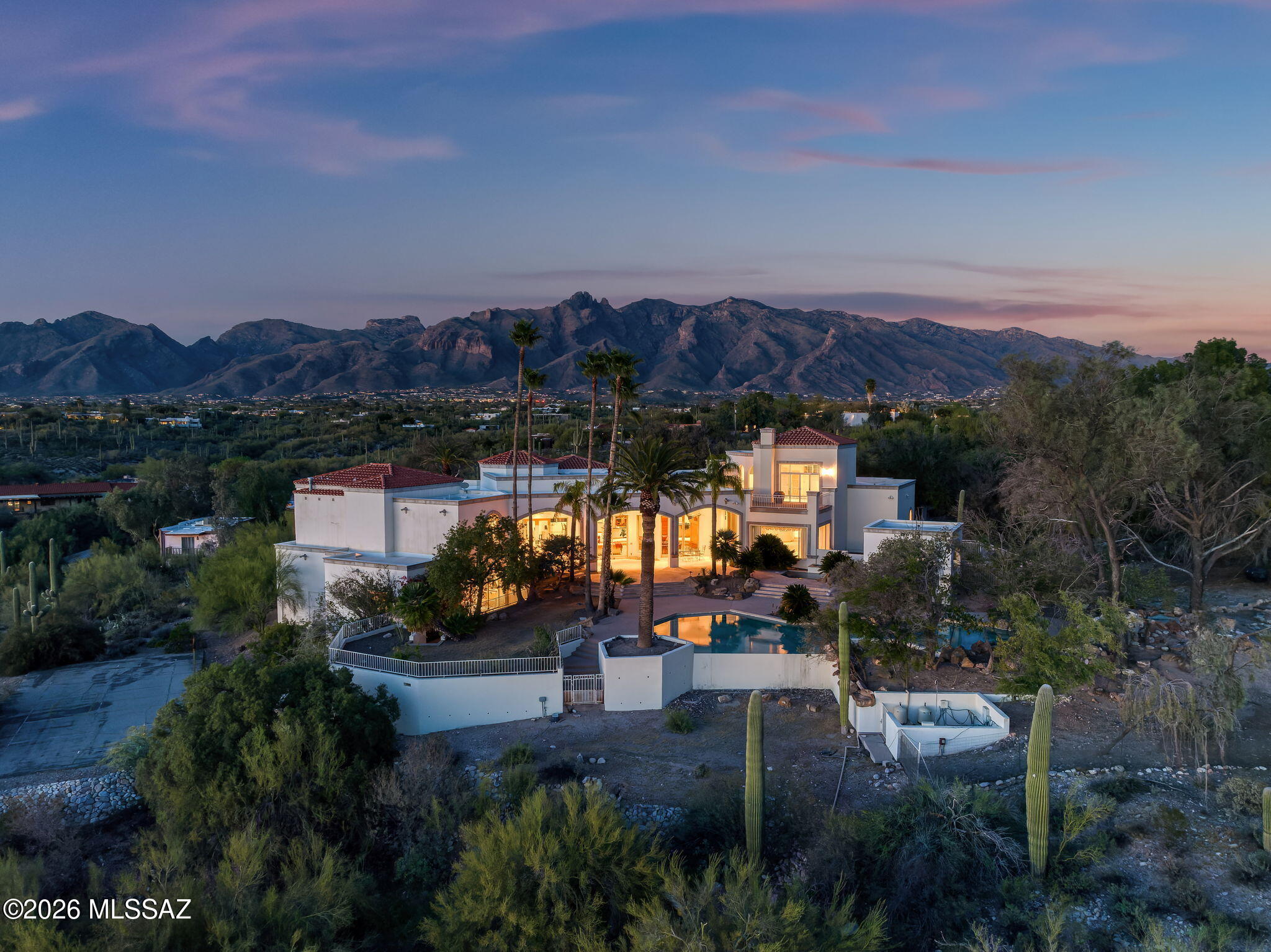 5151 N Calle Ladero — photo