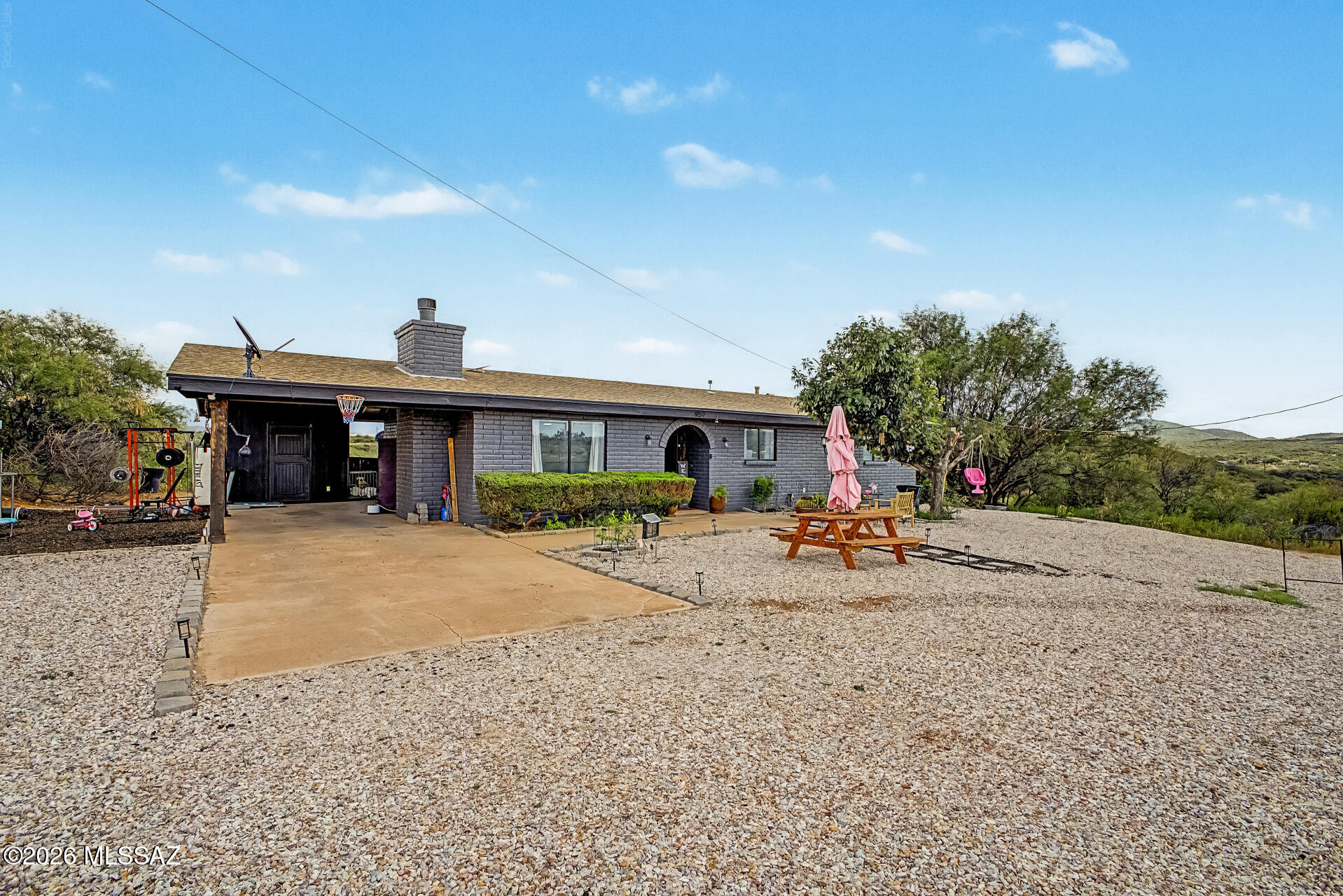 957 Forja Ct, Rio Rico AZ 85648 — photo 2