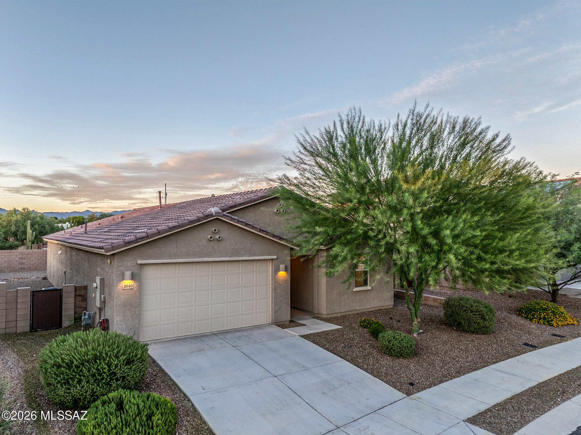 3040 W Chalfont Drive — photo