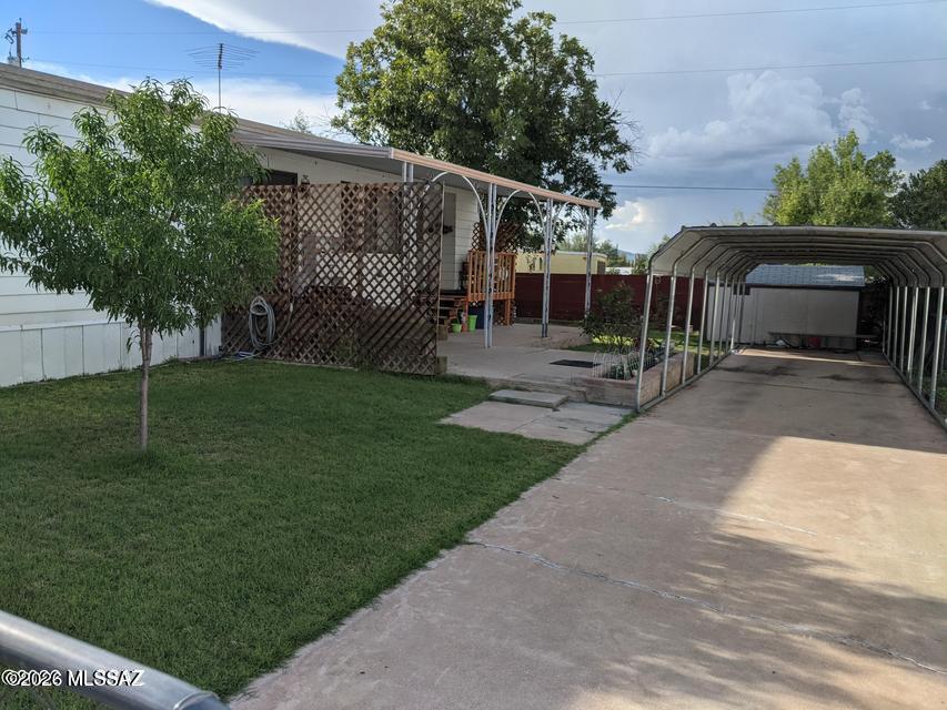 505 E Hillcrest Drive — photo