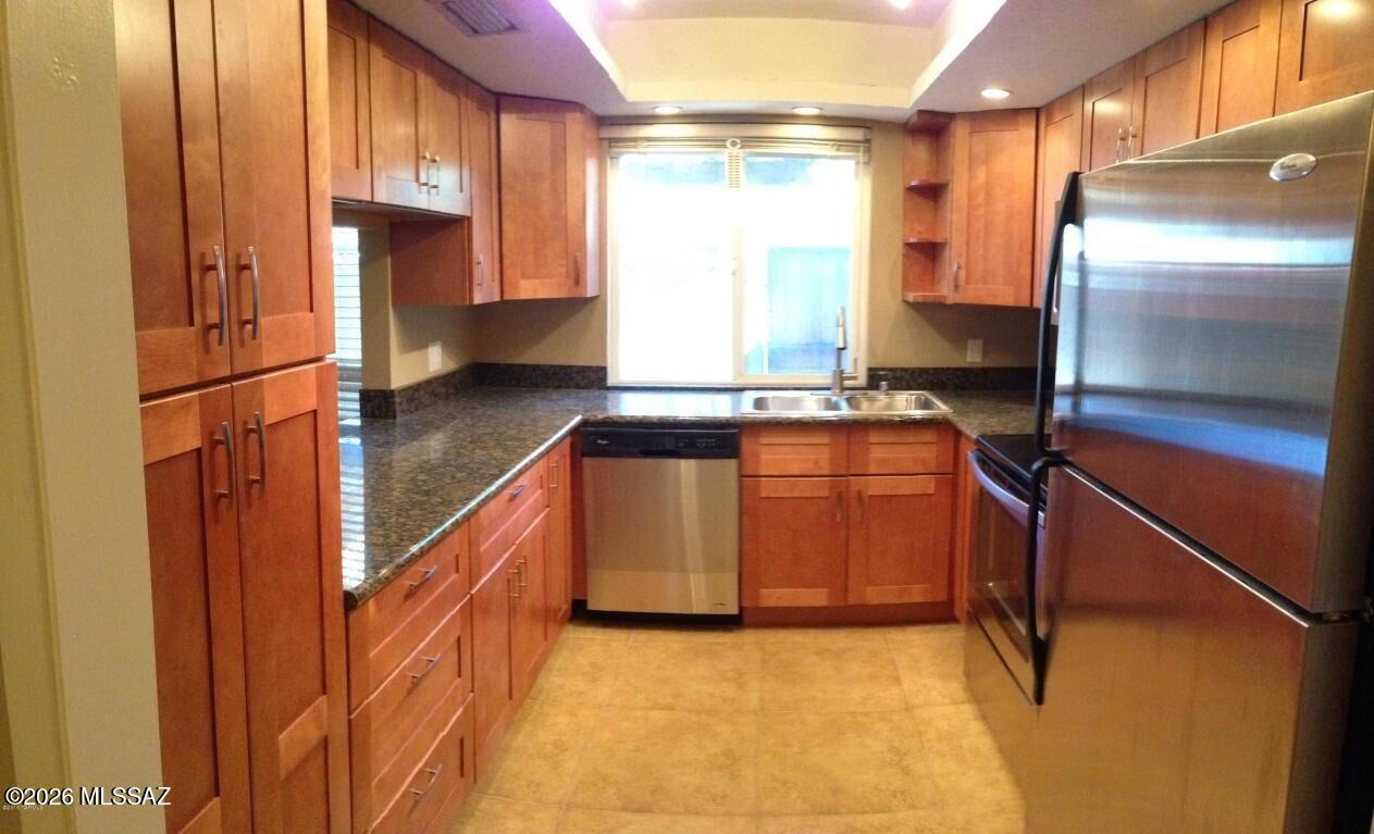 1553 E Prince Road — photo