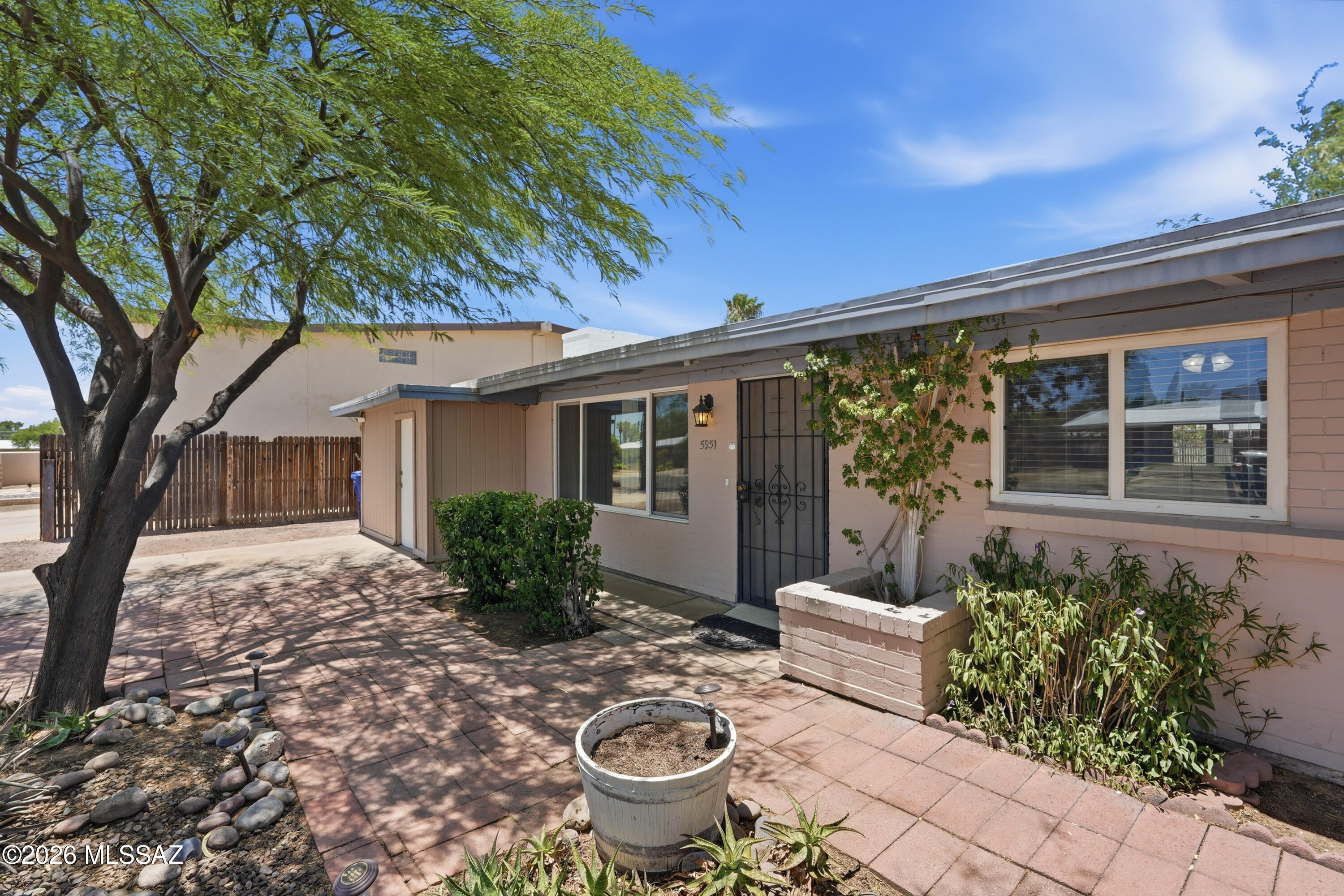 5951 E Eli Street — photo