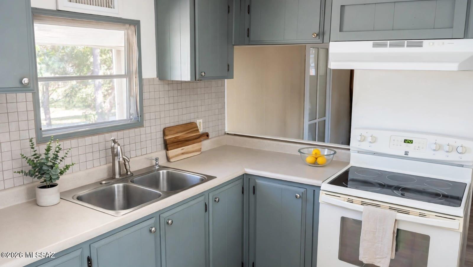 6651 W Lazy H — photo