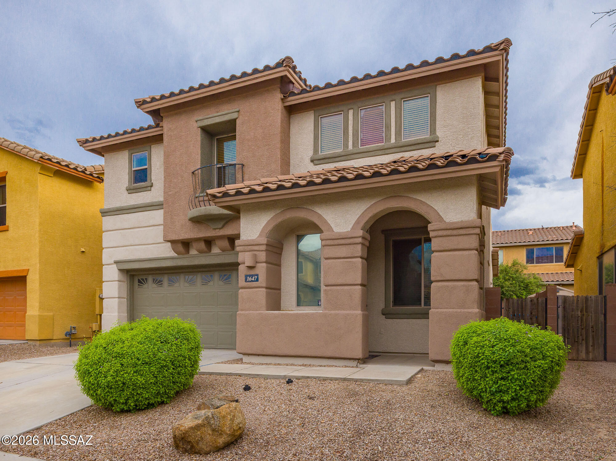 1647 W Gleaming Moon Lane — photo
