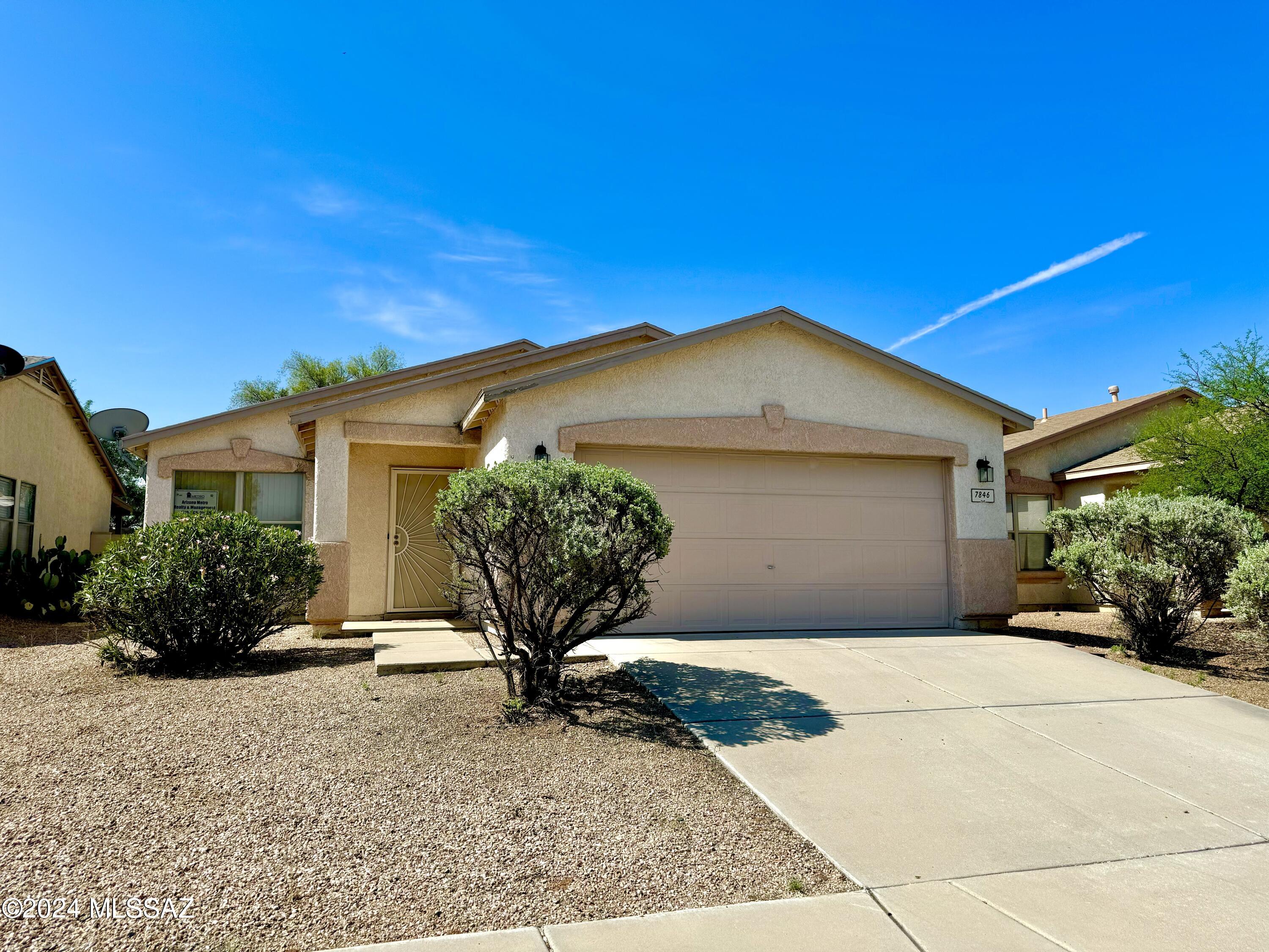 7846 E Rooner Drive — photo