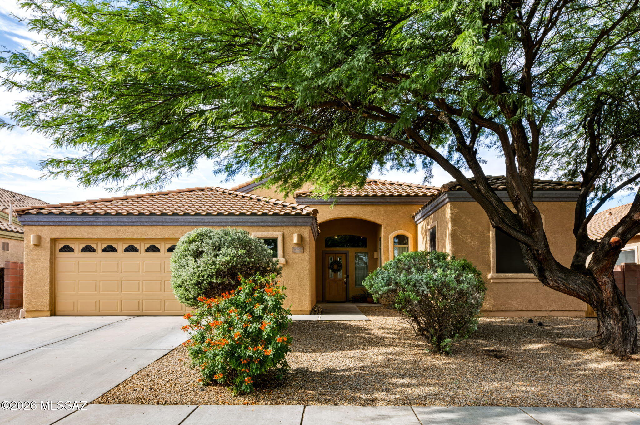 1060 E Mowry Wash Lane — photo