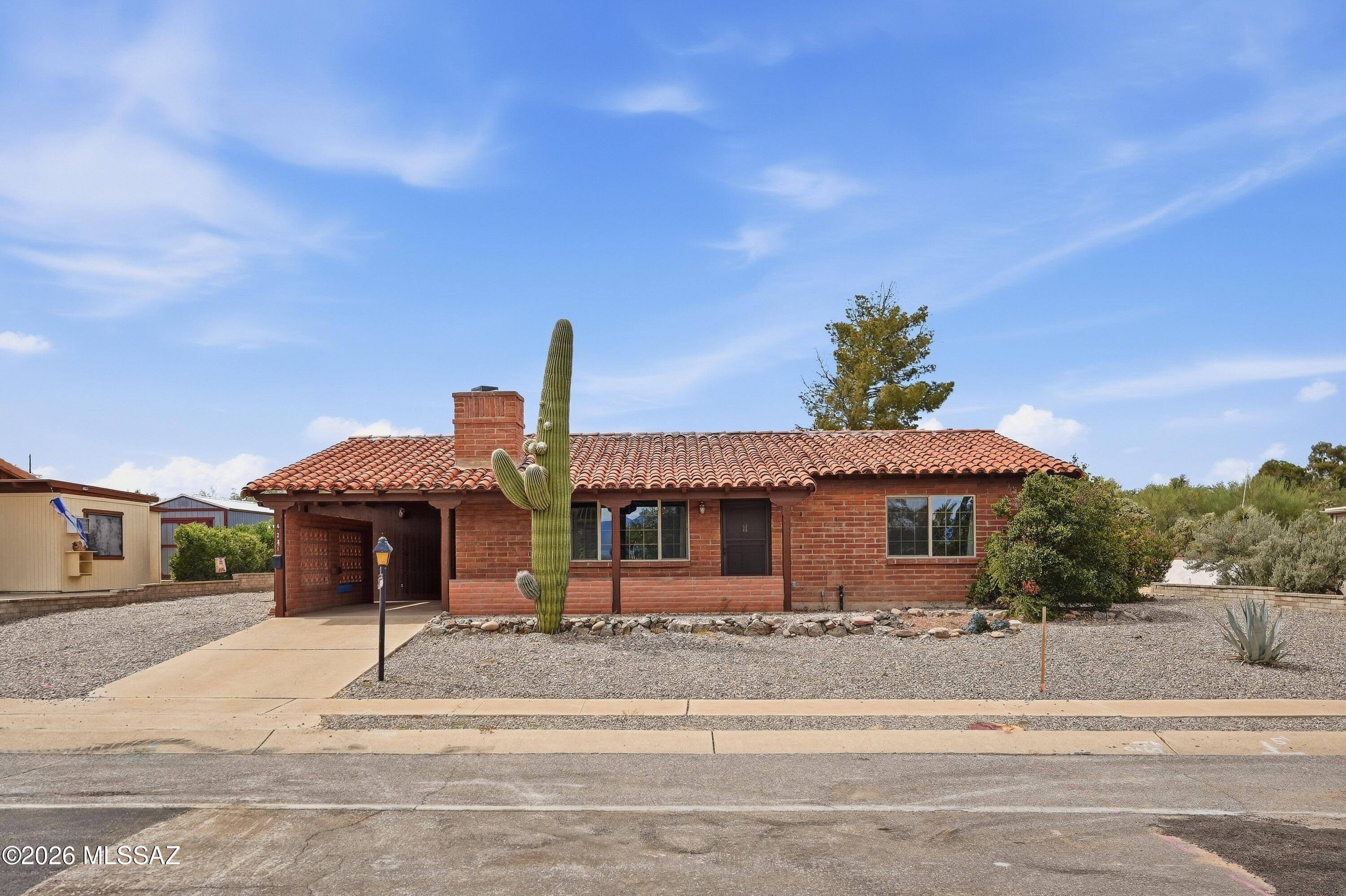 424 S Abrego Drive — photo