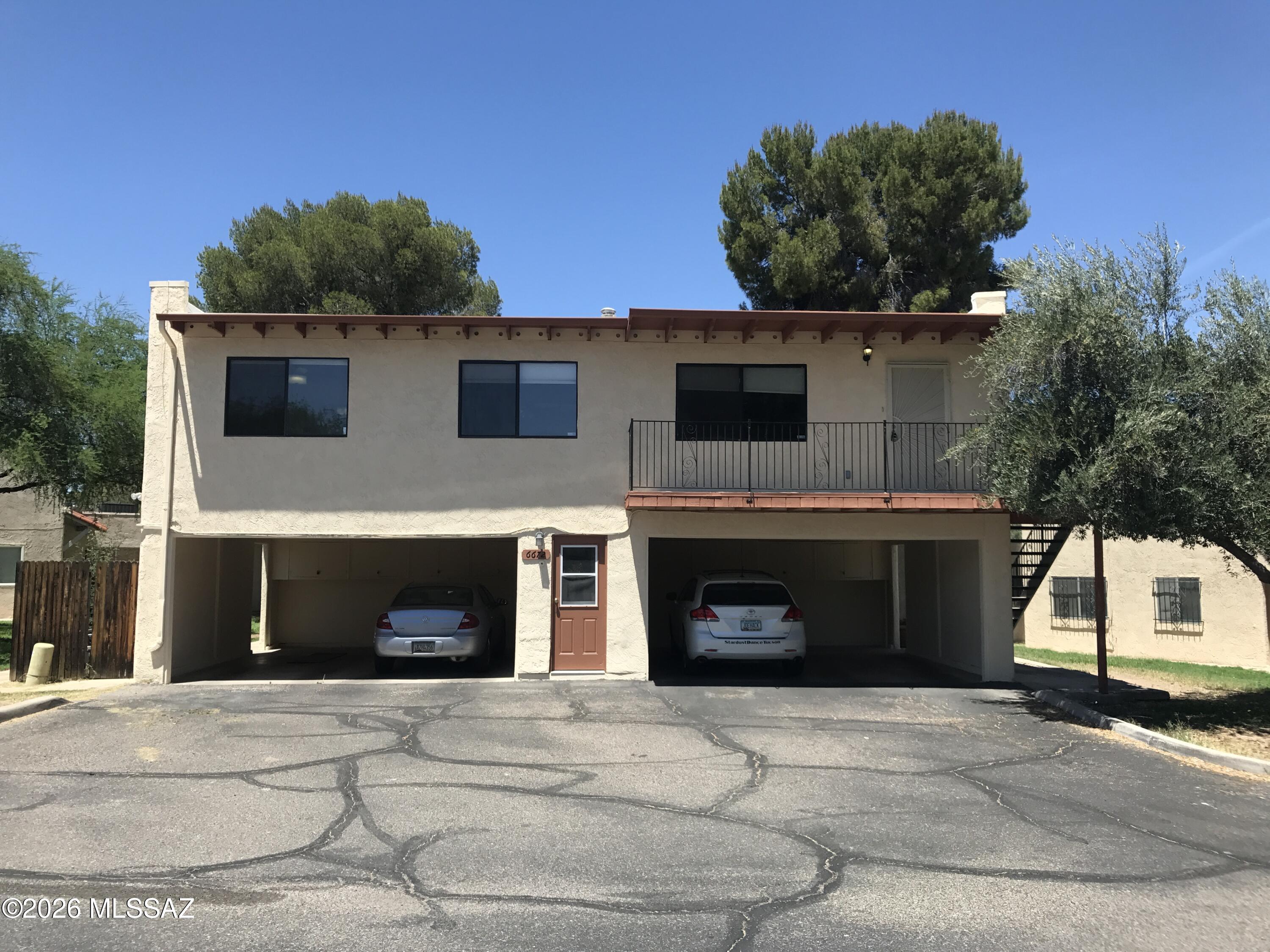 6672 E Calle La Paz D — photo