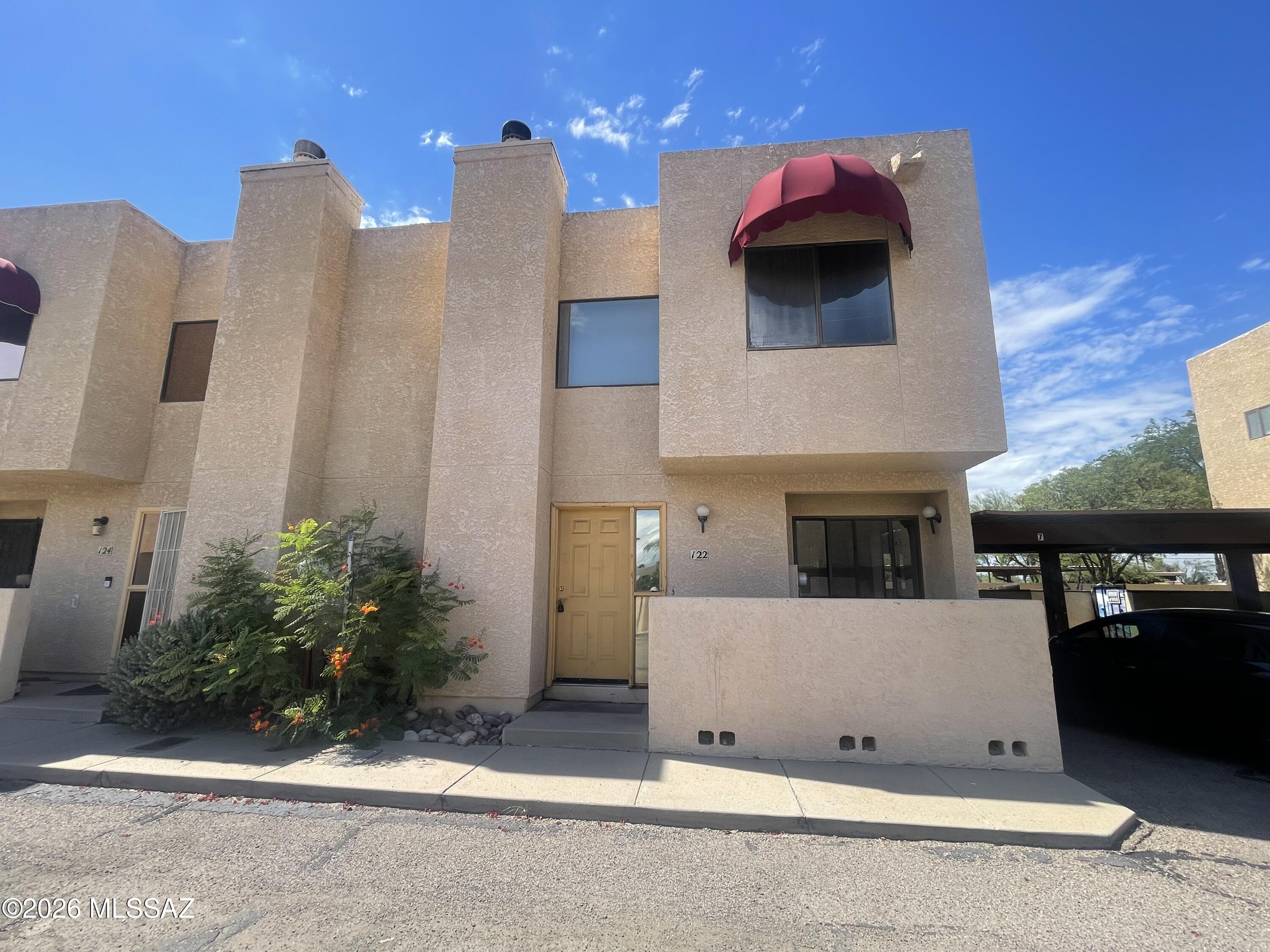122 E Pastime Road — photo