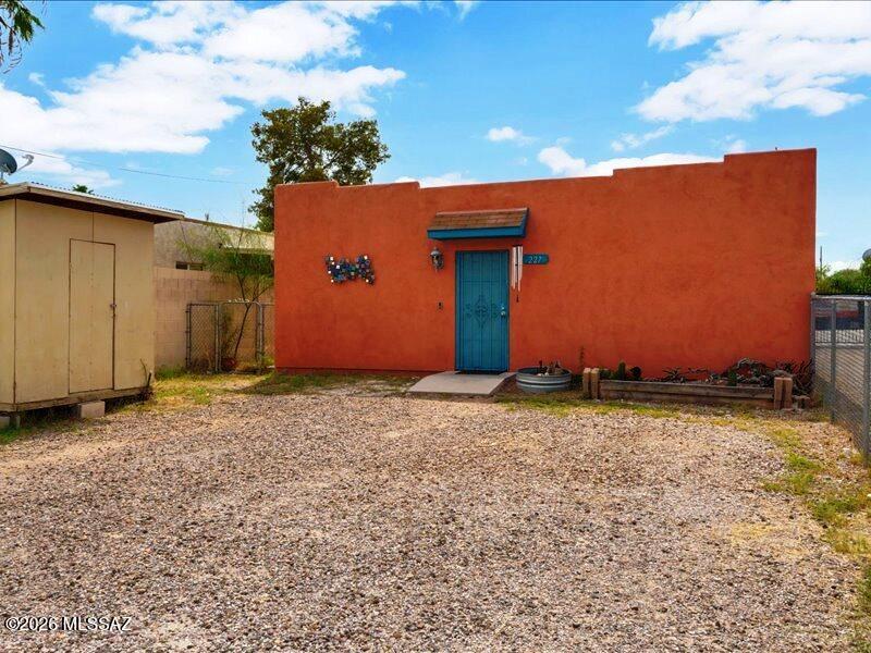 227 W Glenn Street — photo