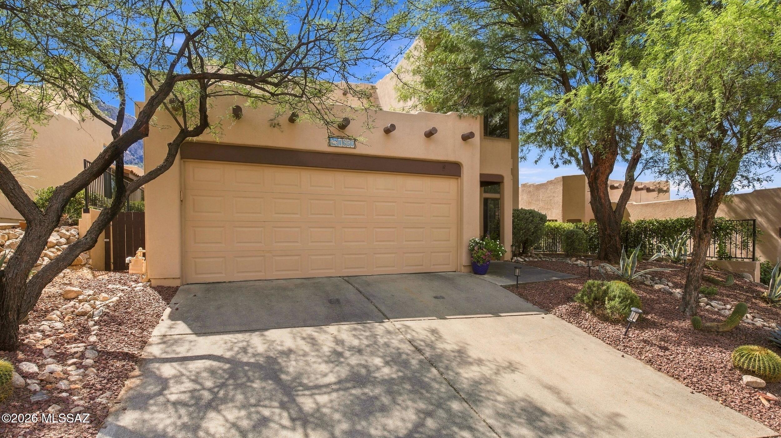 1650 E Deer Shadow Lane — photo