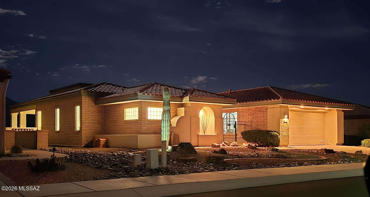 4951 S Prairie Hills Drive — photo