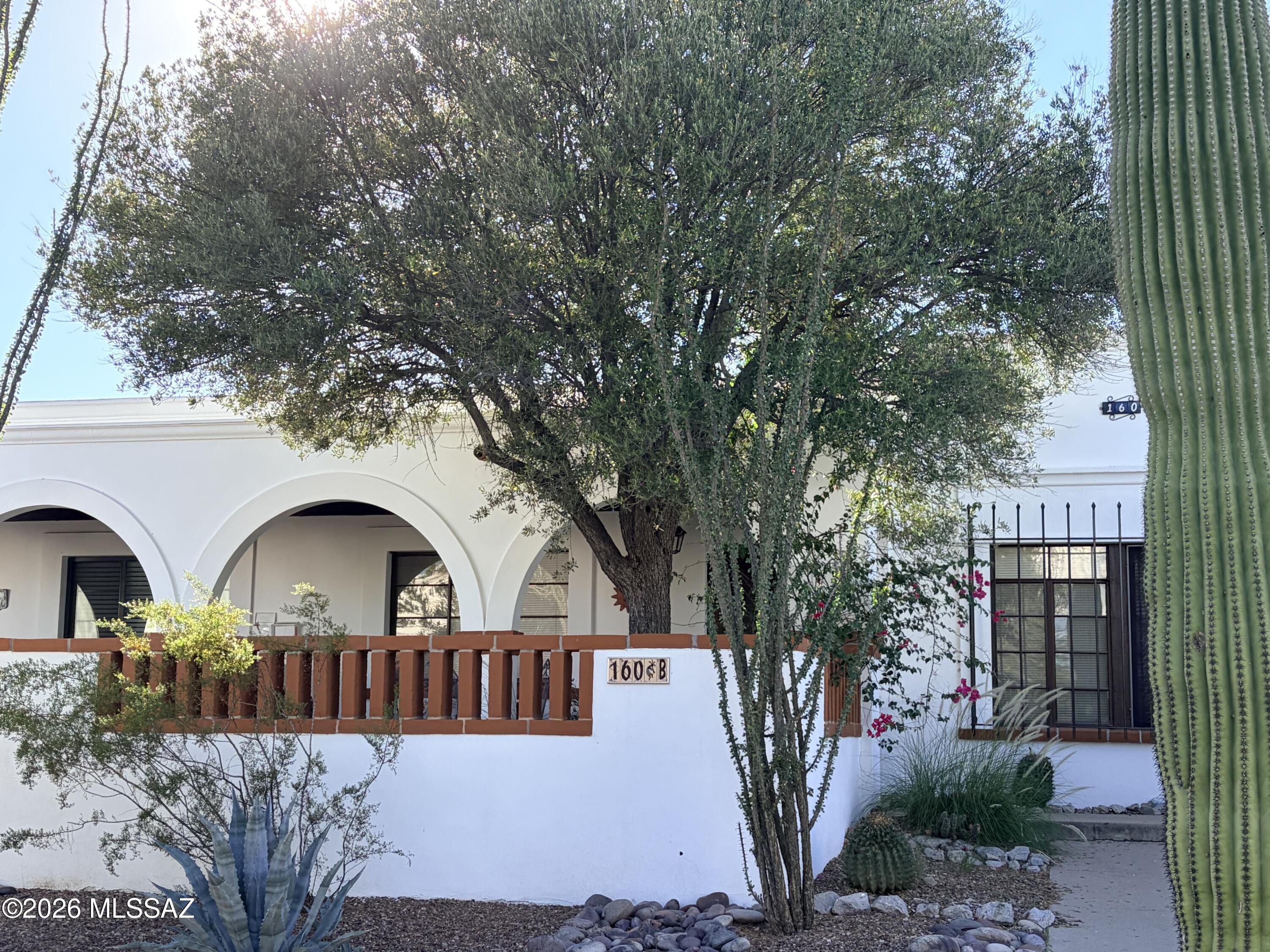 160 S Paseo Pena B — photo