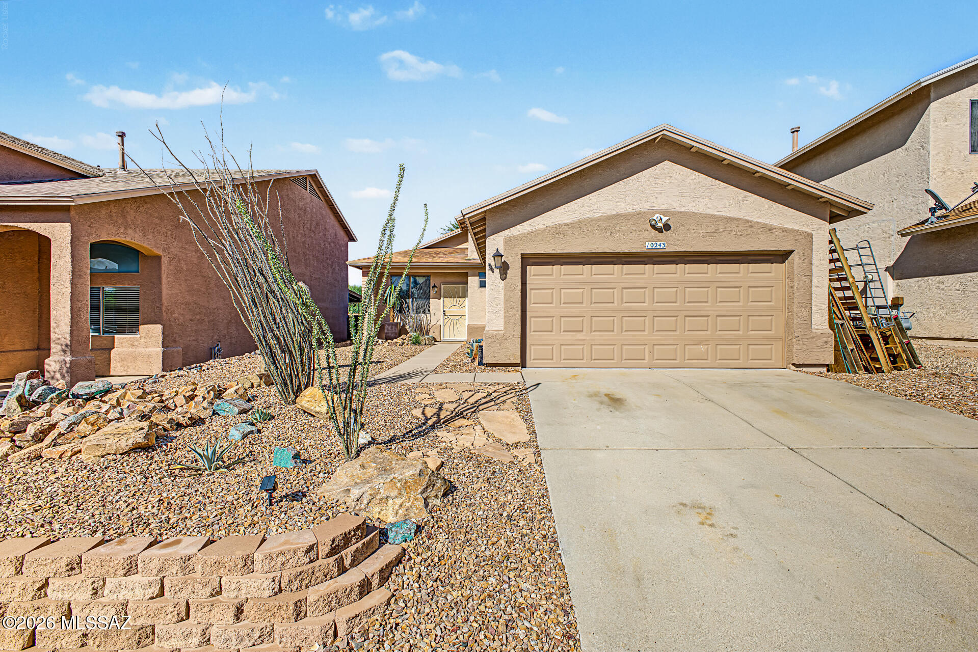 10243 E Desert Skyline Way — photo