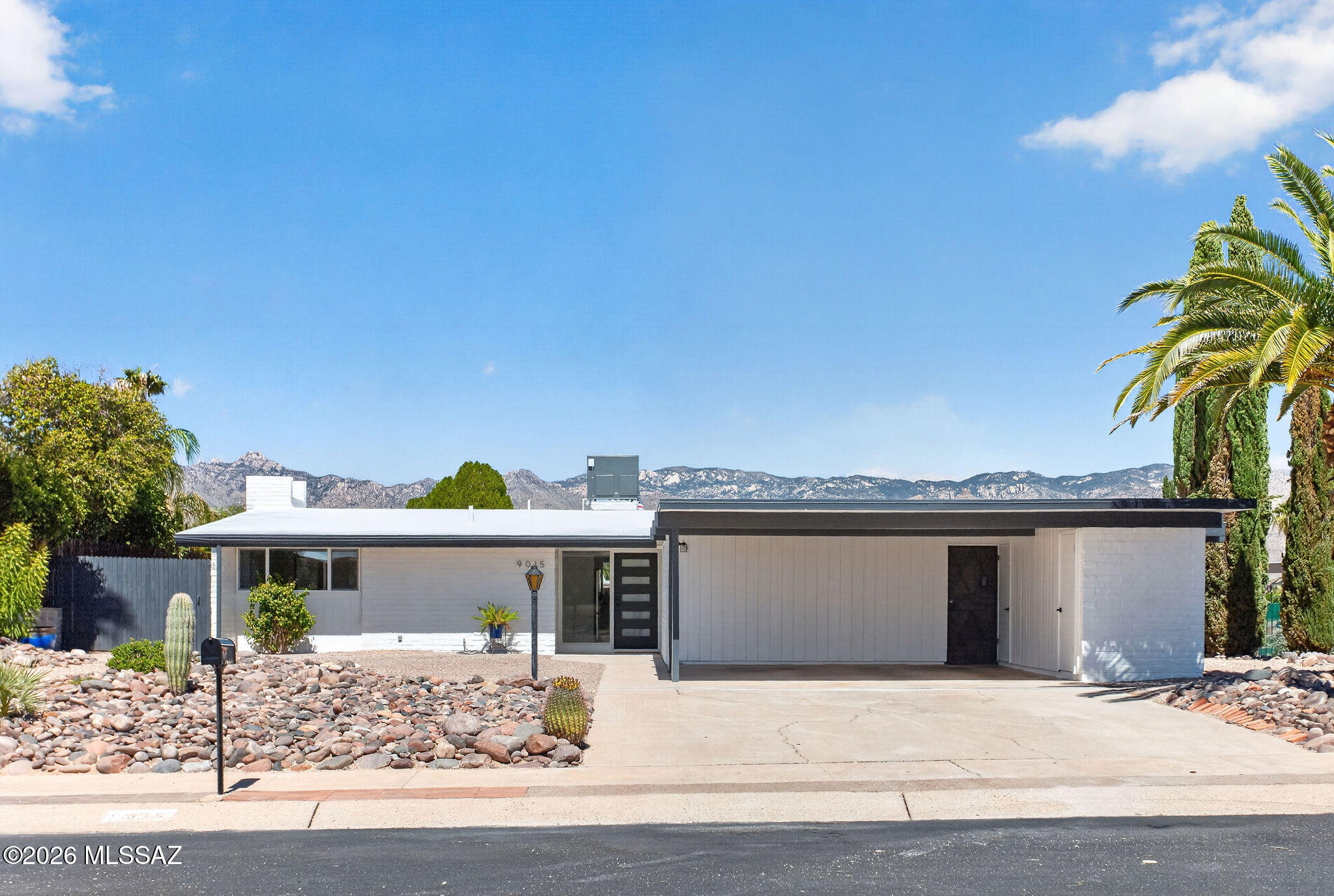9015 E Calle Kuehn — photo