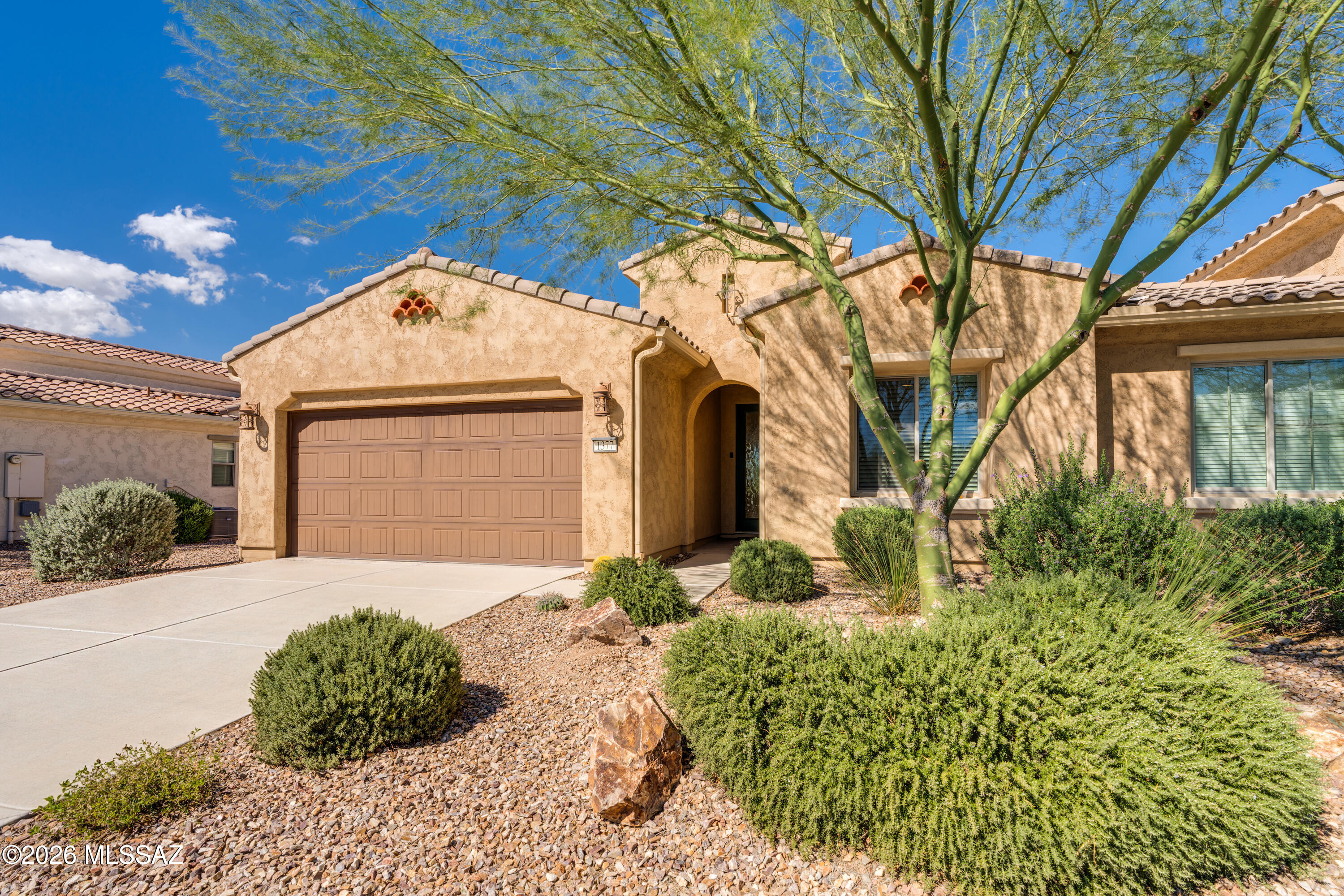 1377 E Basalt Drive — photo