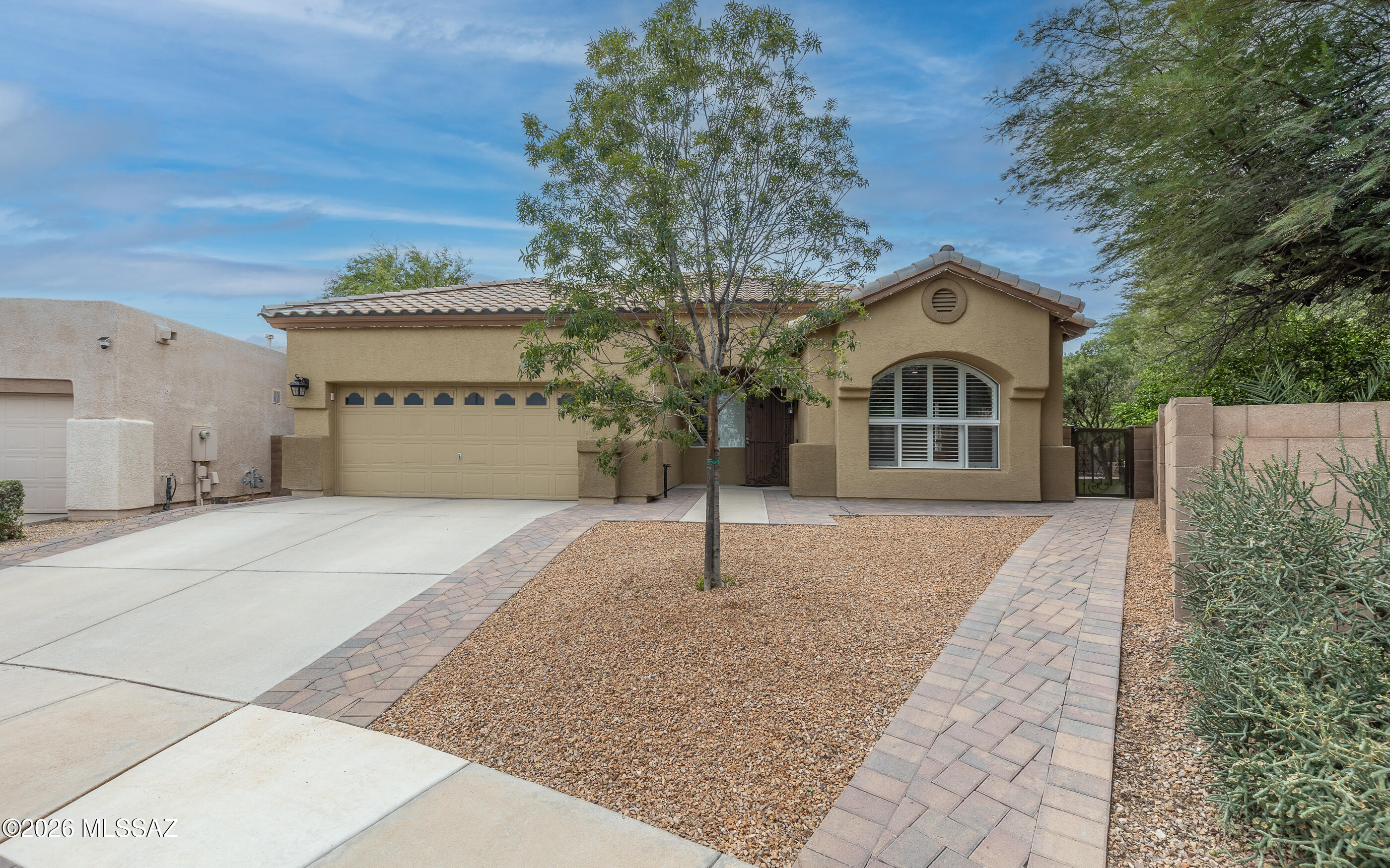 2941 W Desert Glory Drive — photo