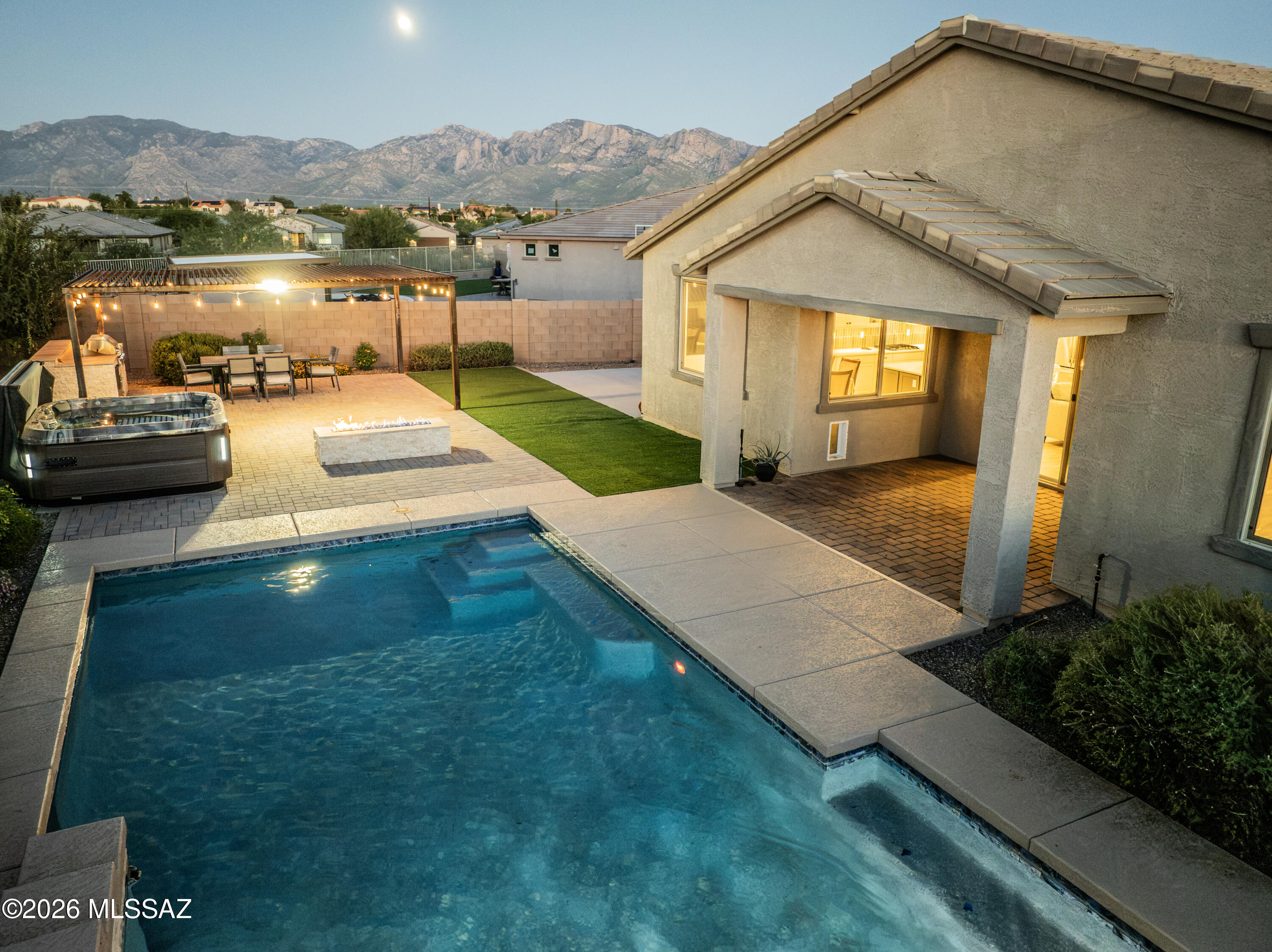 2286 W Azure Creek Loop — photo