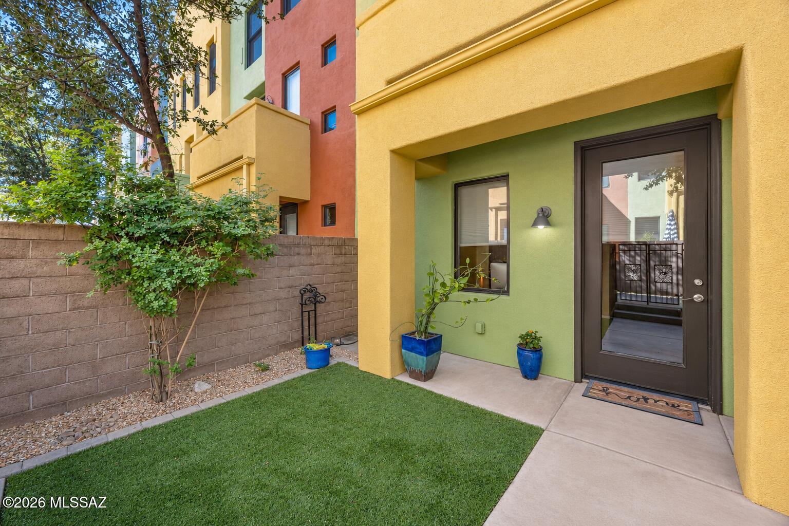 2431 E Autumn Flower Drive — photo