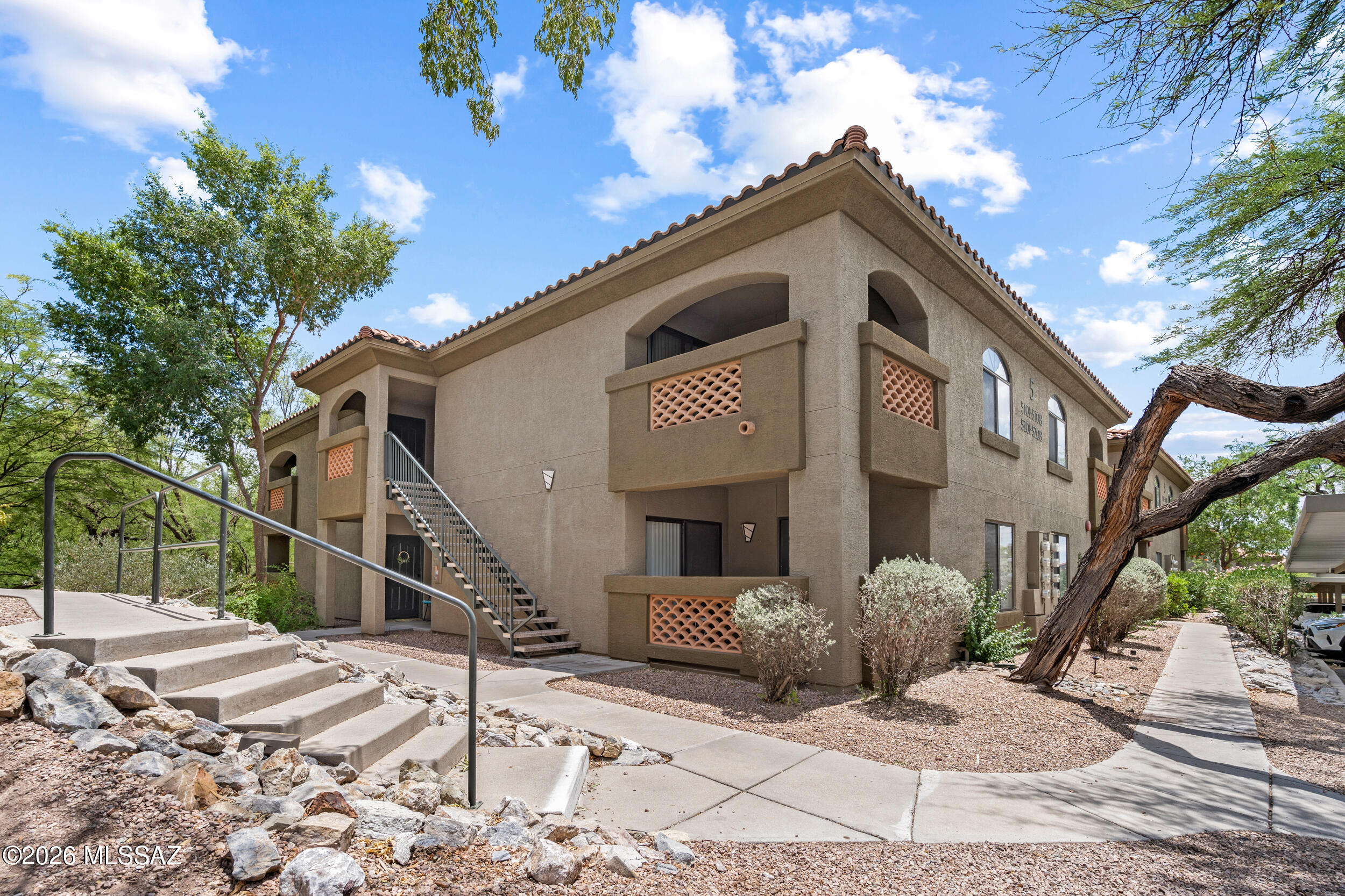 5751 N Kolb Road 5204 — photo