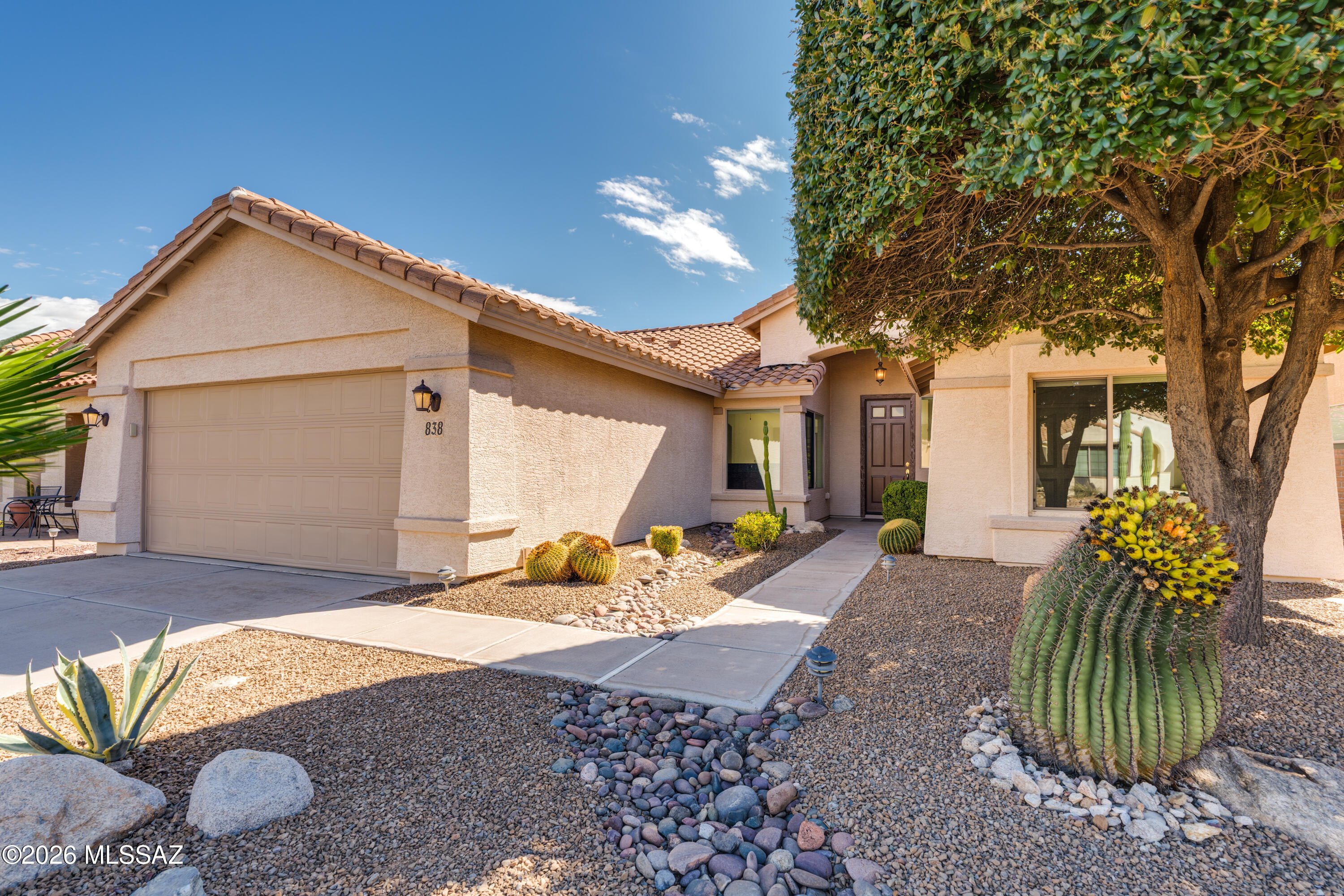 838 N Turquoise Vista Drive — photo