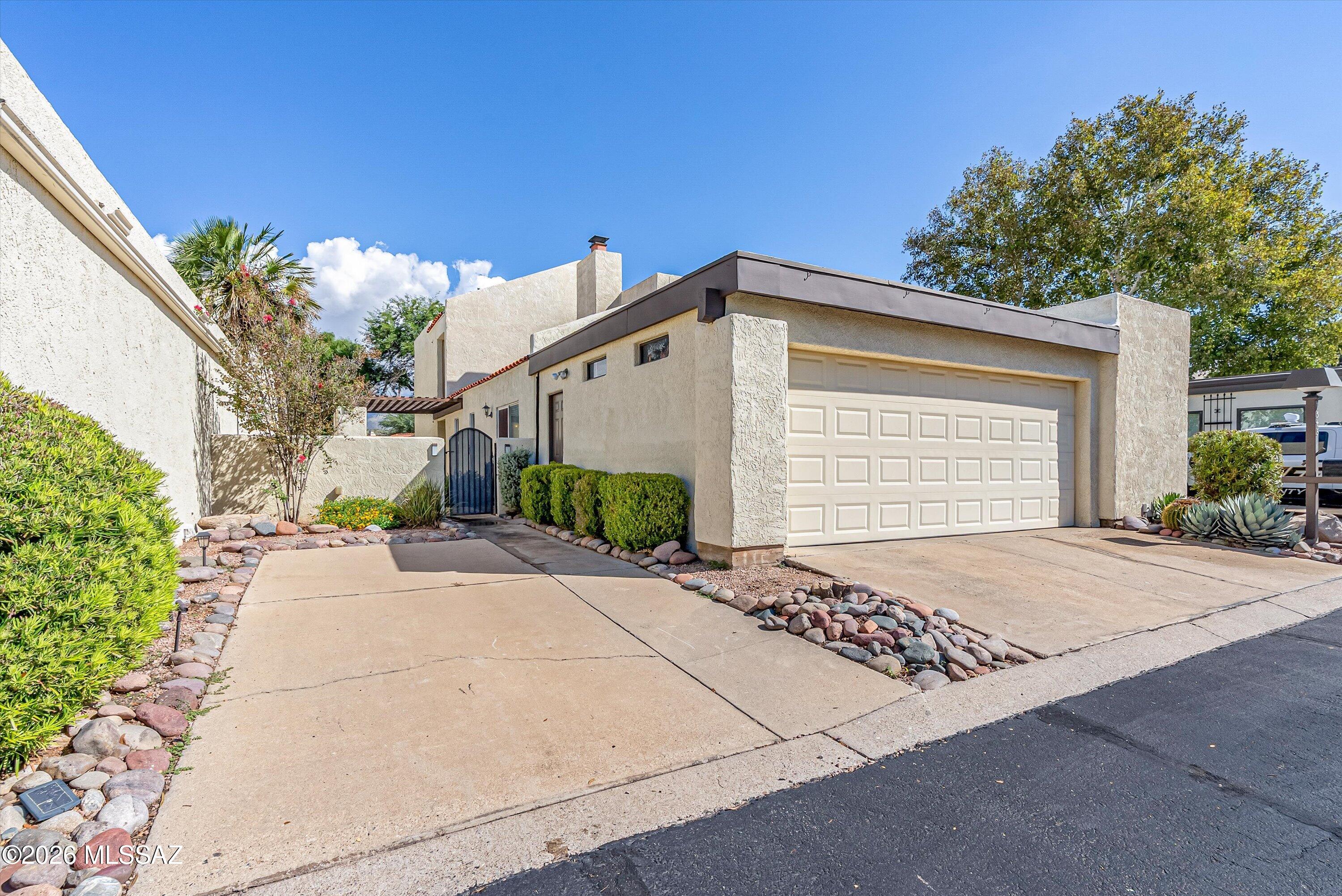 7345 E Cascada Circle — photo