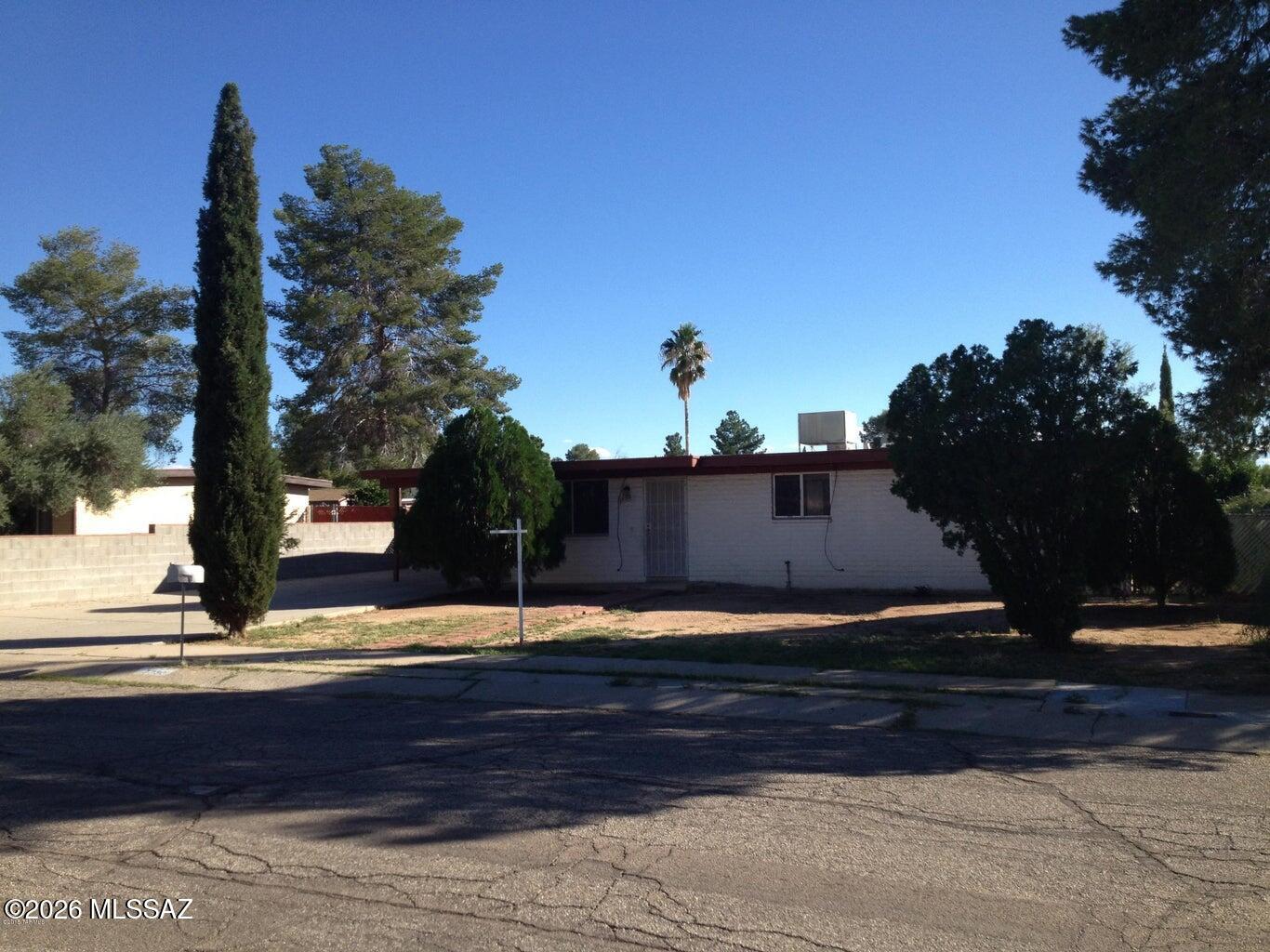 7730 E Fayette Street — photo