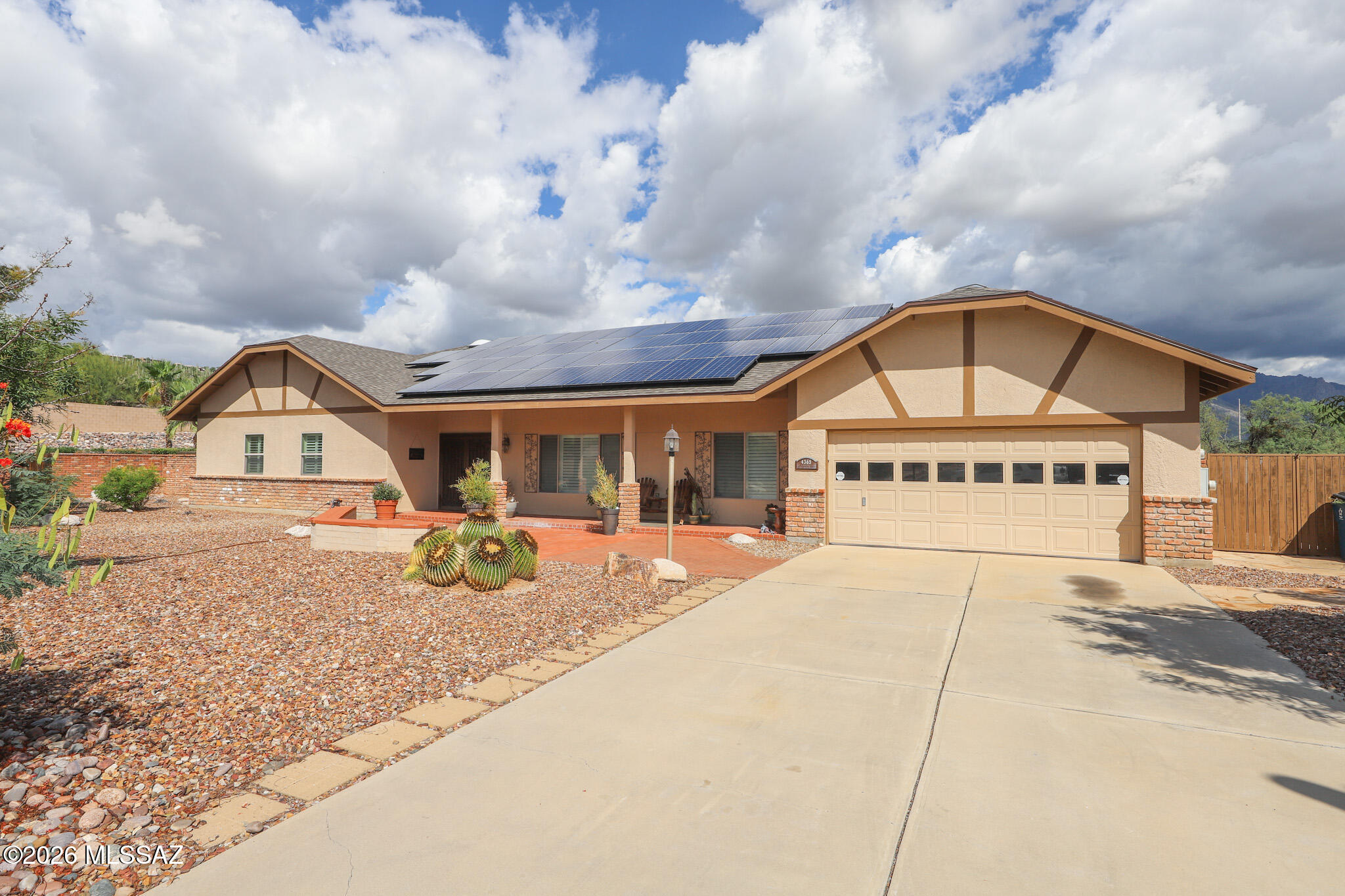 4365 N Ventana Loop — photo