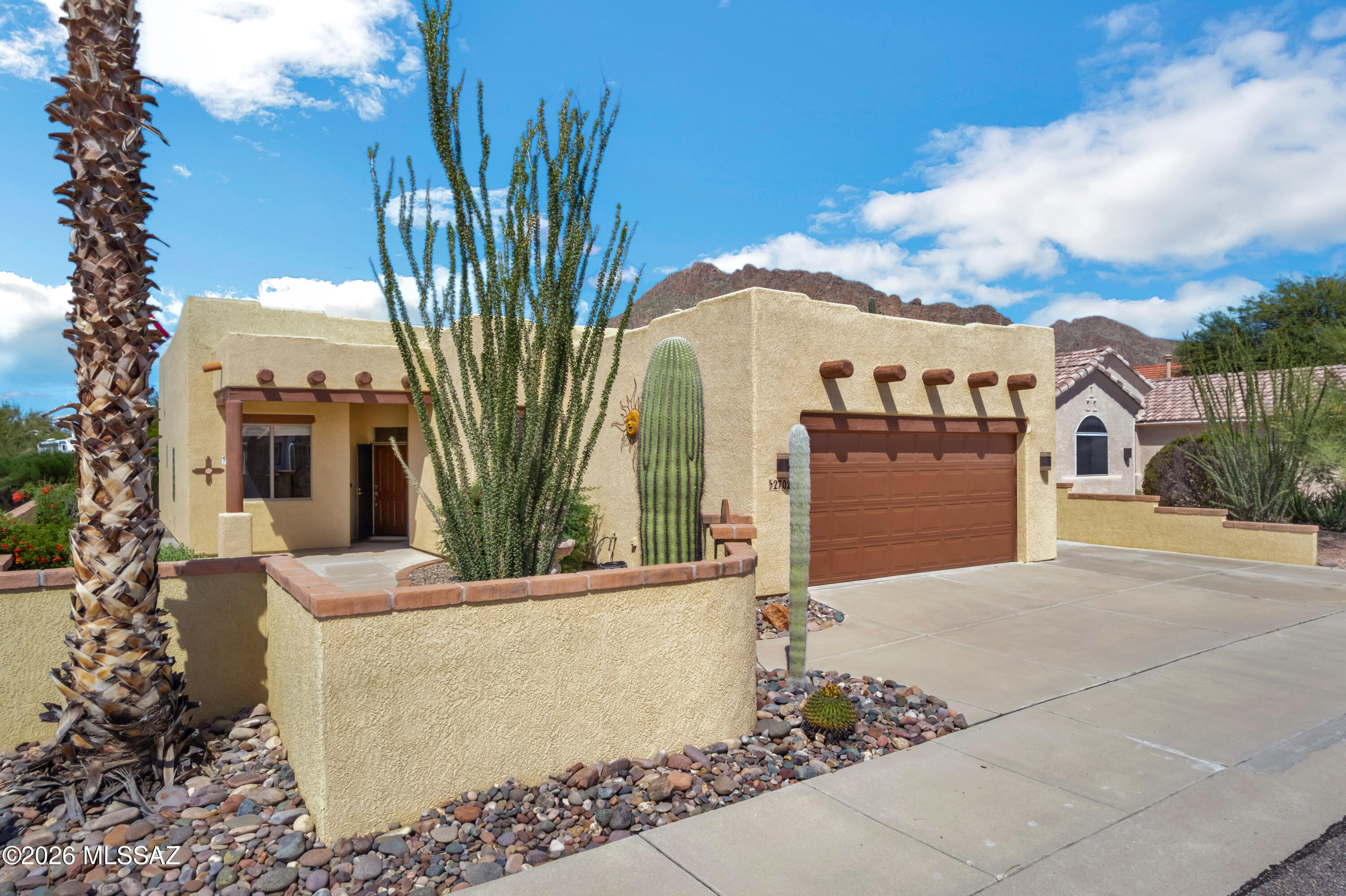 2702 S Falcon View Drive — photo