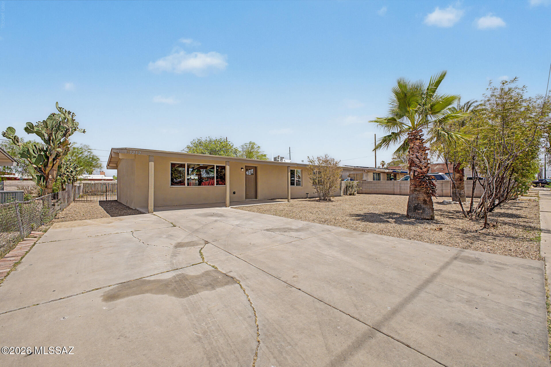 1212 W Fresno Street — photo