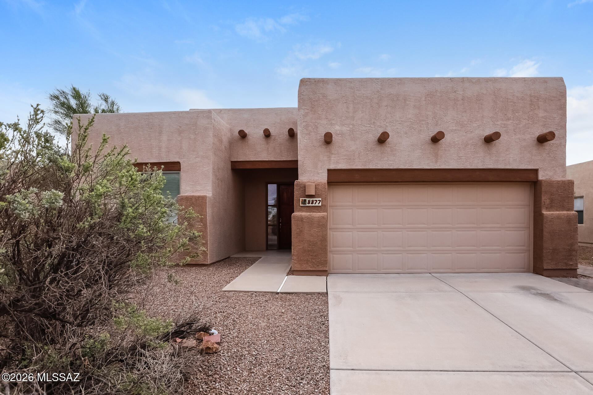8877 N Sky Dancer Circle — photo