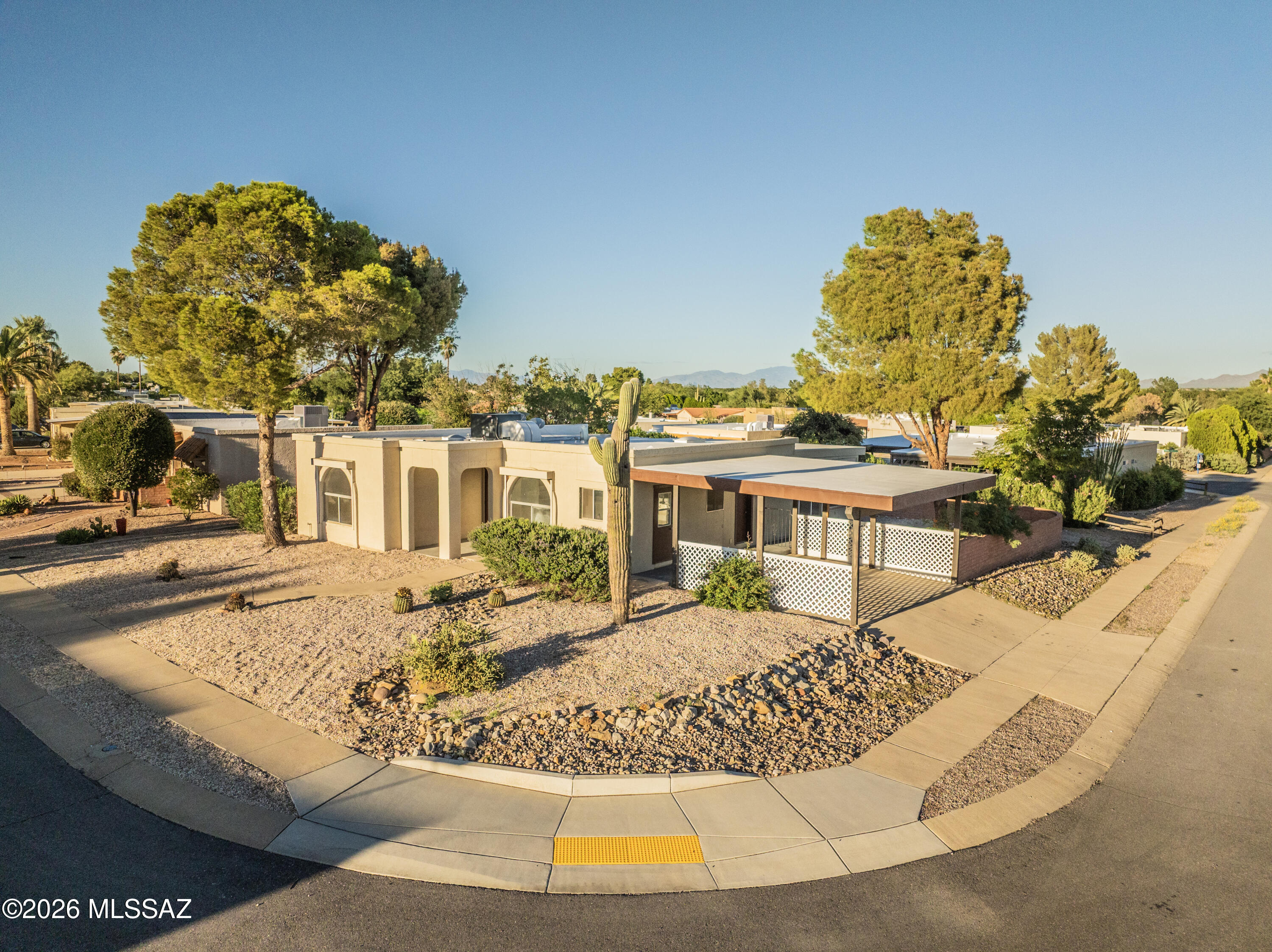 2095 S San Ray Drive — photo