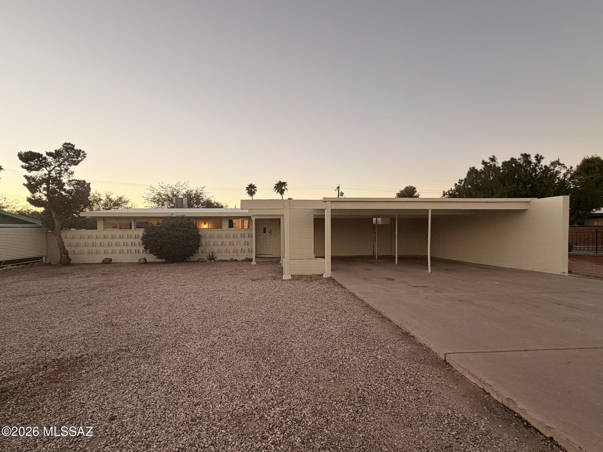 6917 E Rutgers Place — photo