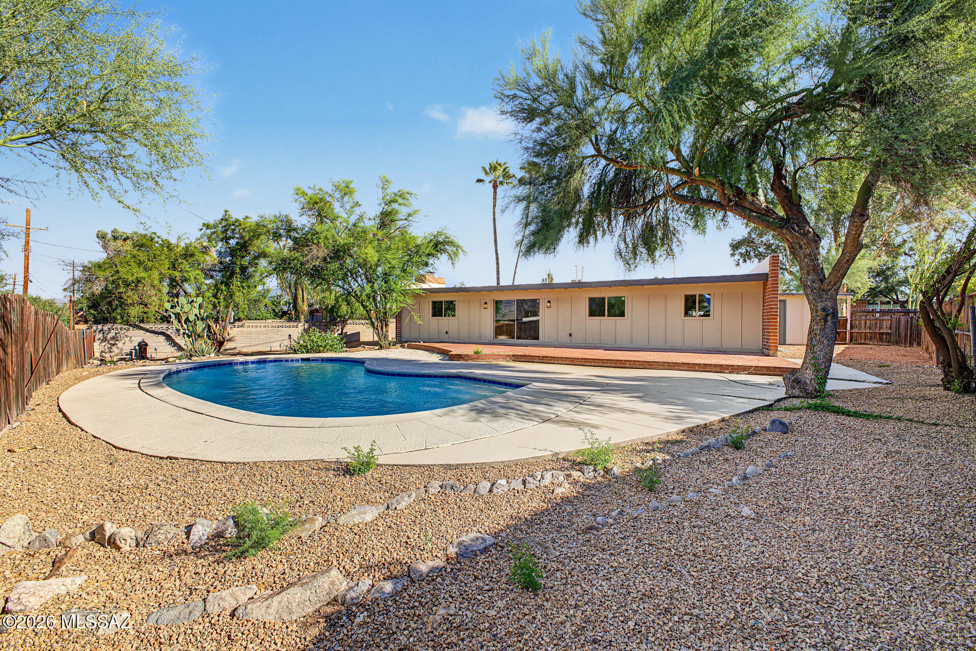 8747 E Lancaster Road — photo