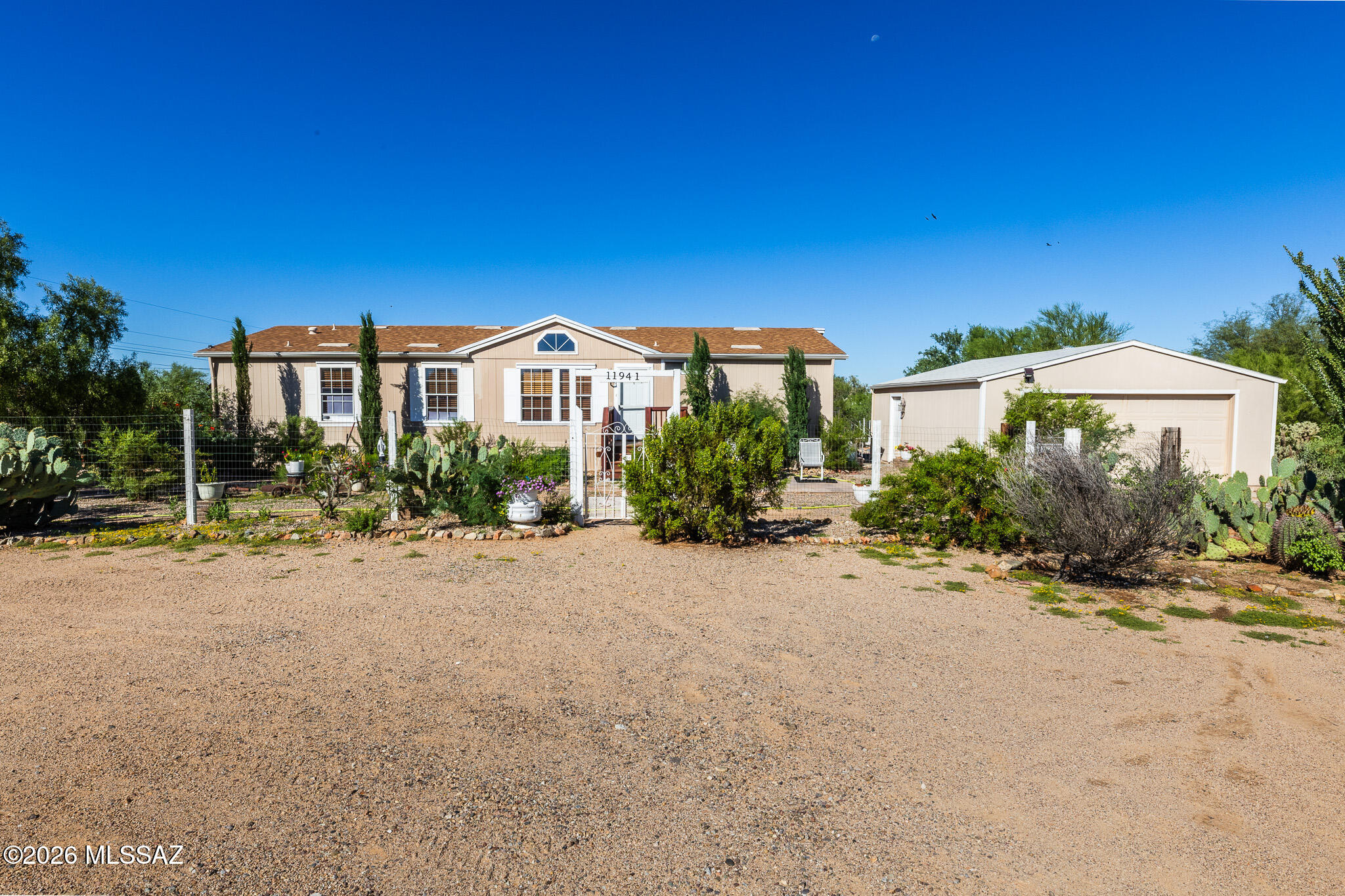 11941 W Mile Wide Road — photo