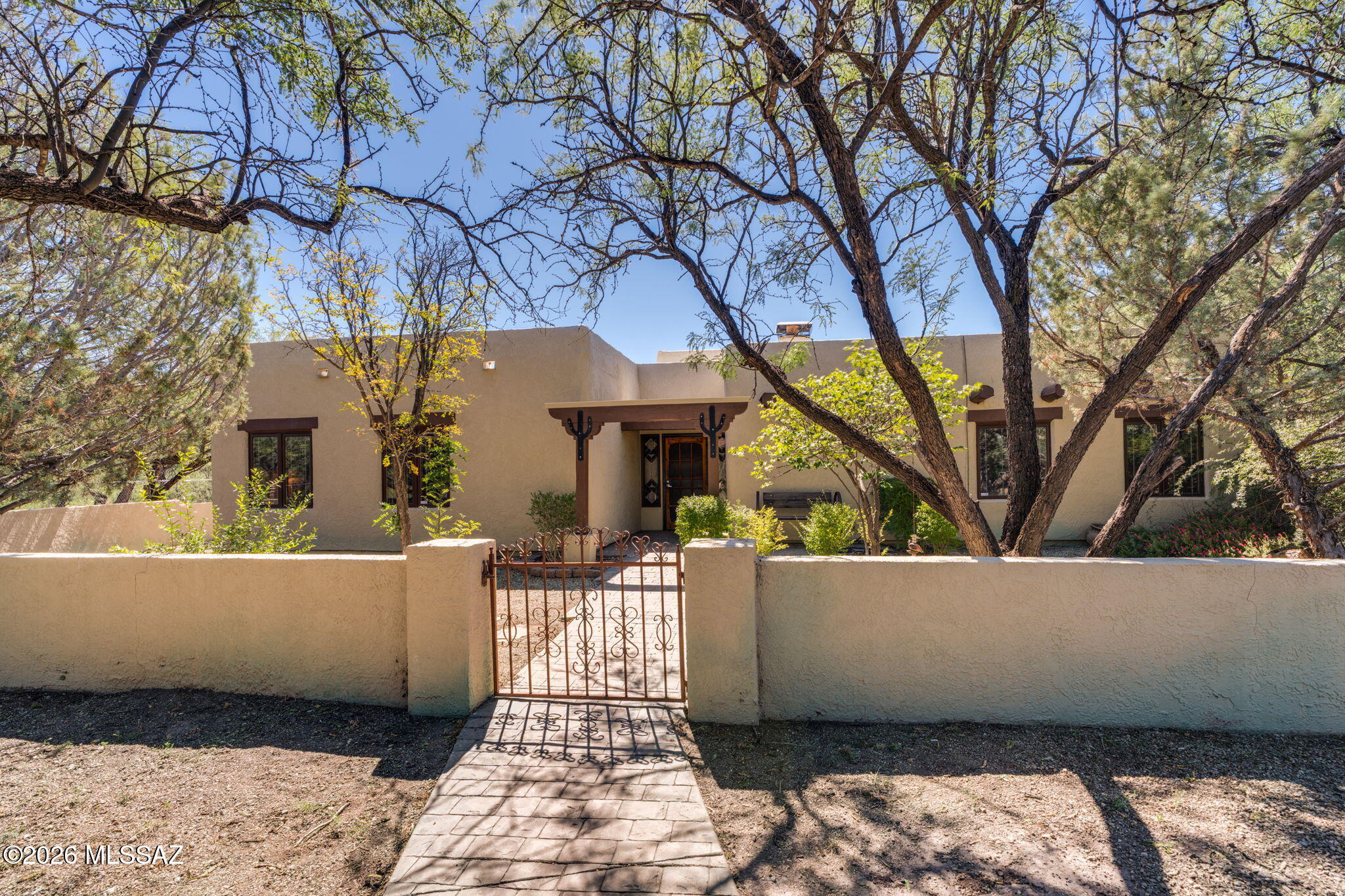 1366 E Cottonwood Lane — photo