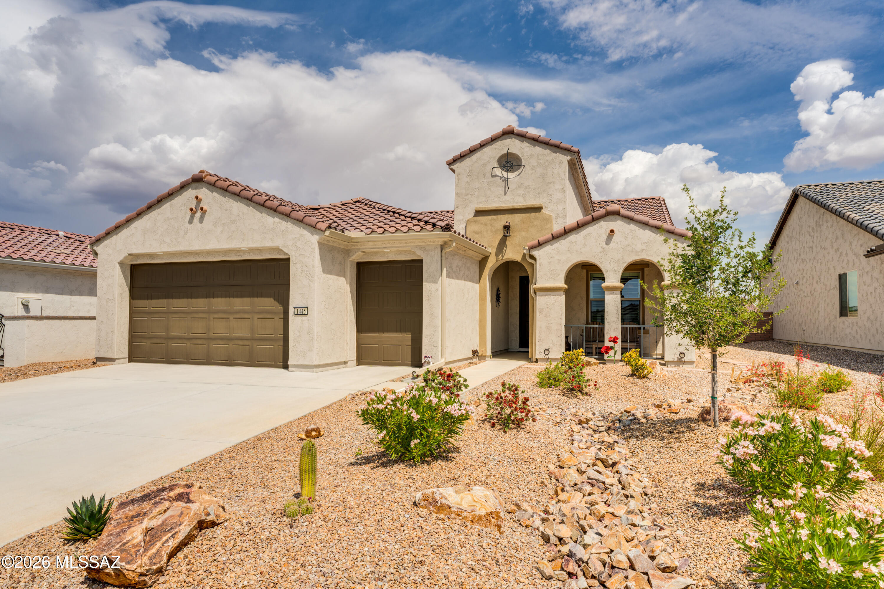 1445 E Golden Rock Way — photo