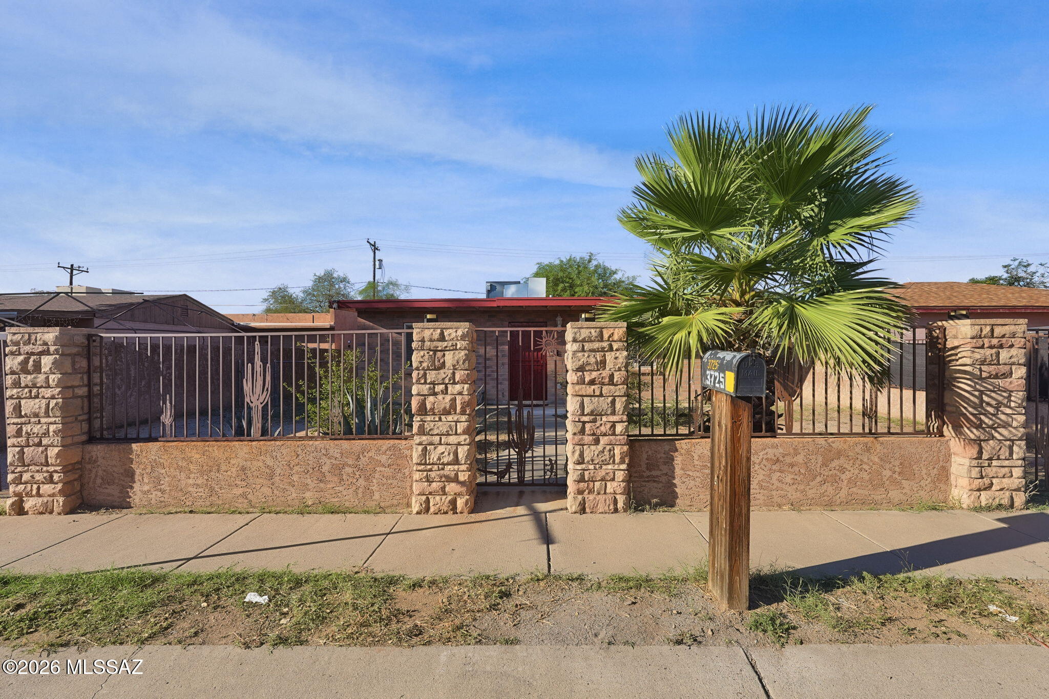 3725 E Shepherd Place — photo