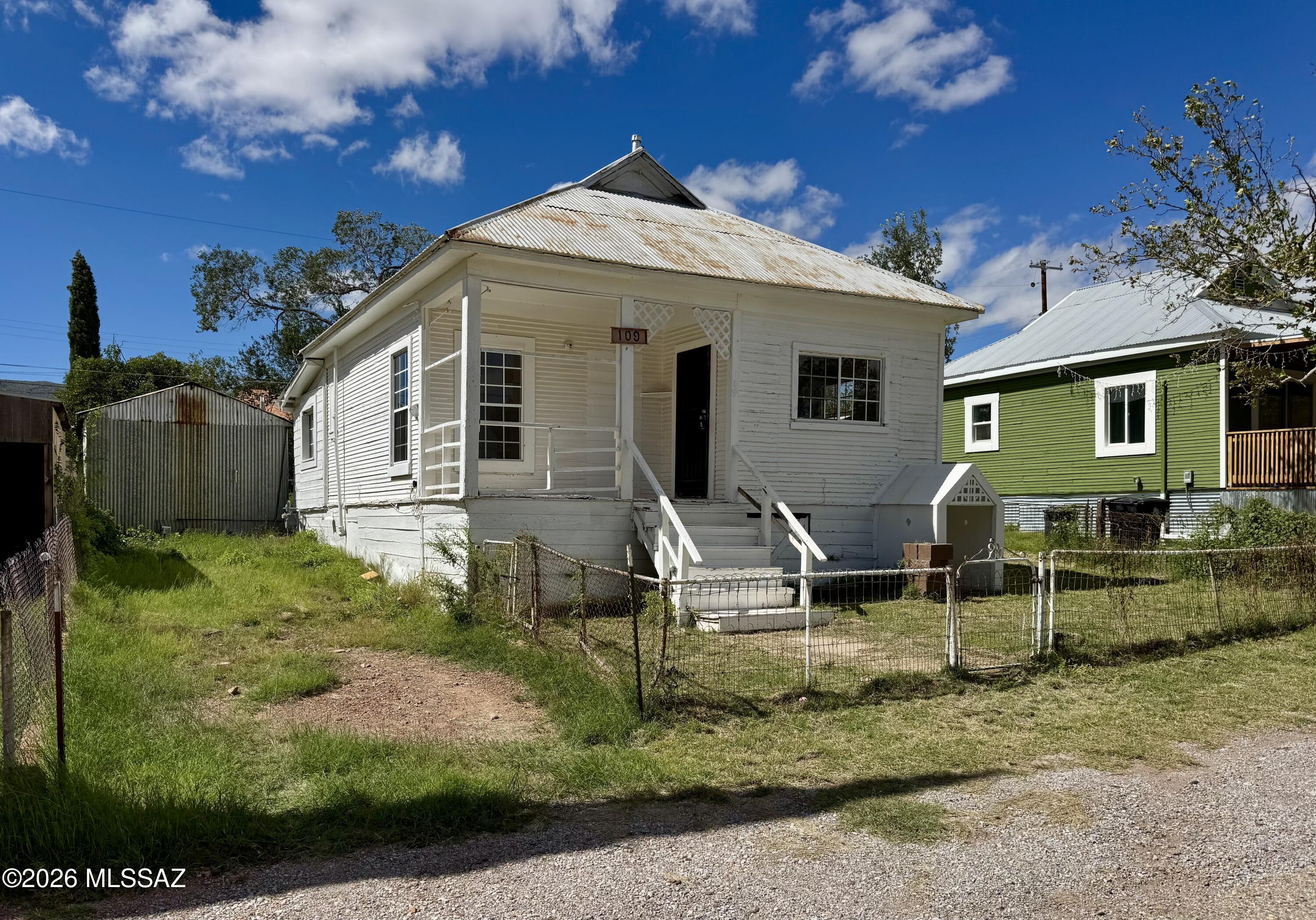 109 E Street, Bisbee, AZ 85603 — photo 3