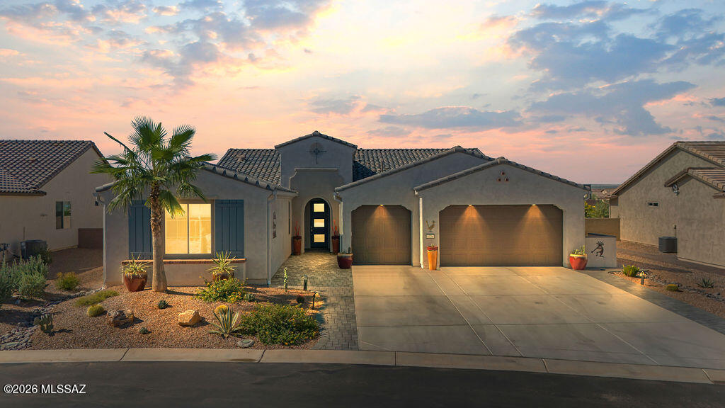 1724 E Hollow Creek Drive — photo