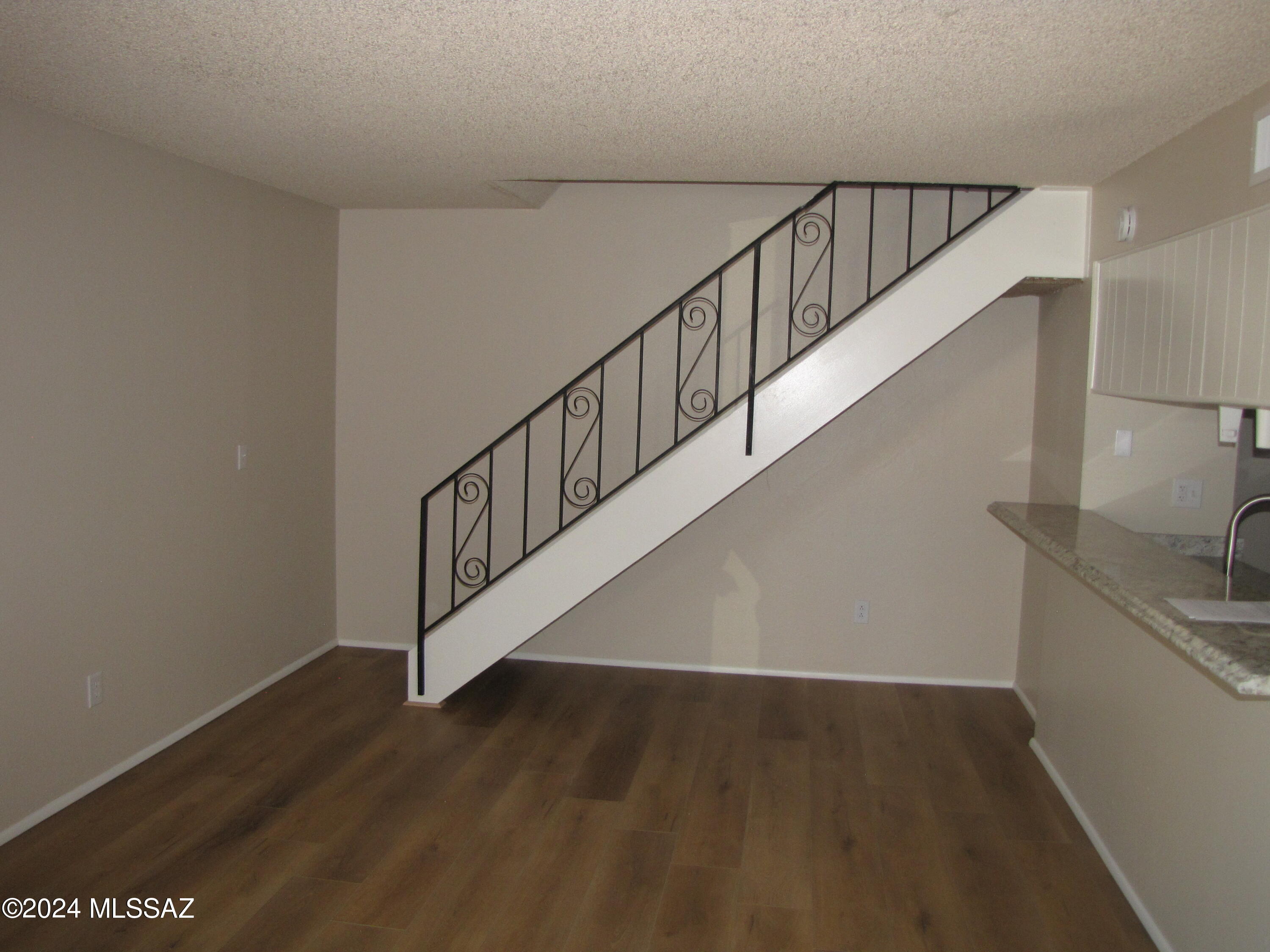 6618 E Calle Alegria Unit C — photo