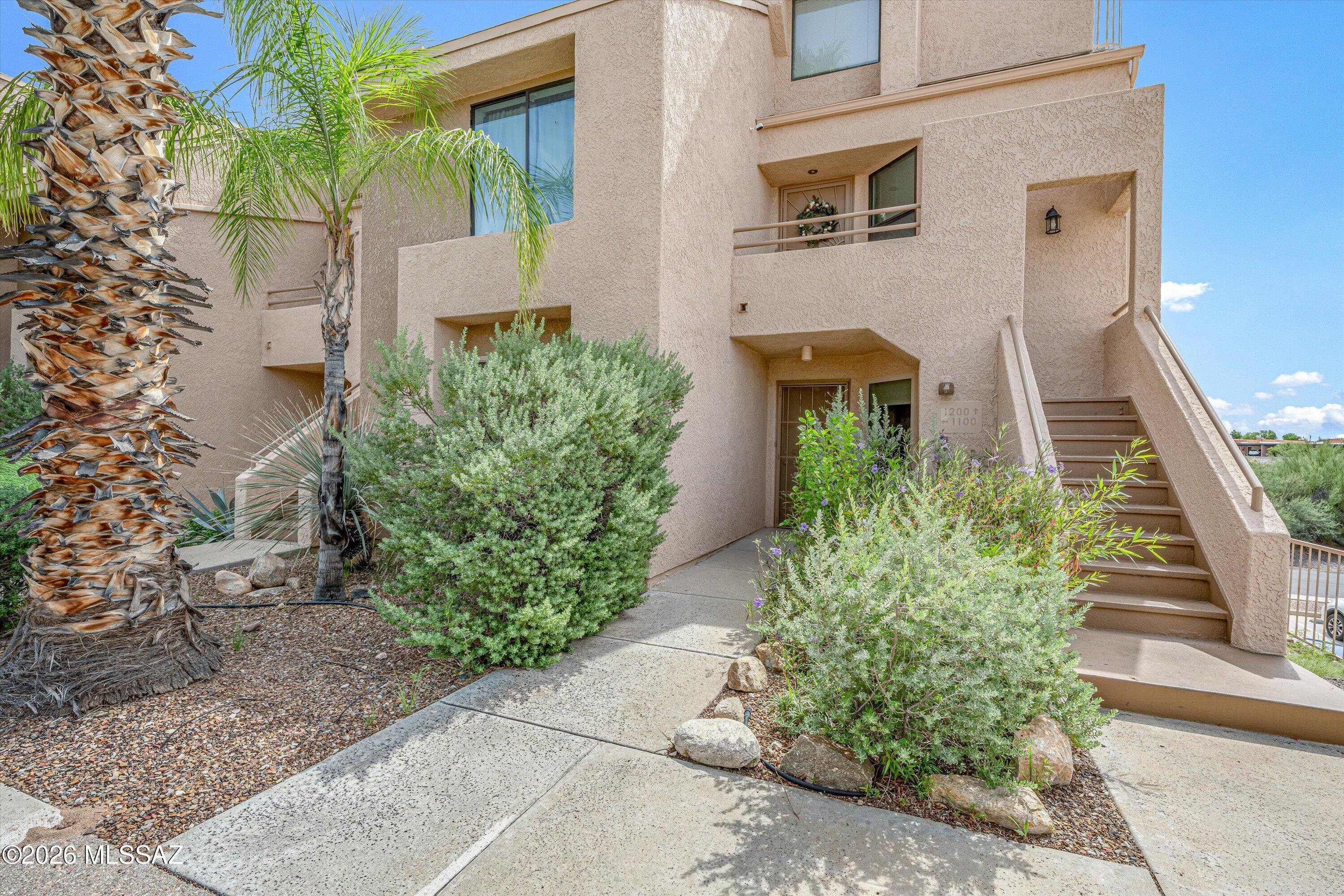 5675 N Camino Esplendora Unit 1100 — photo