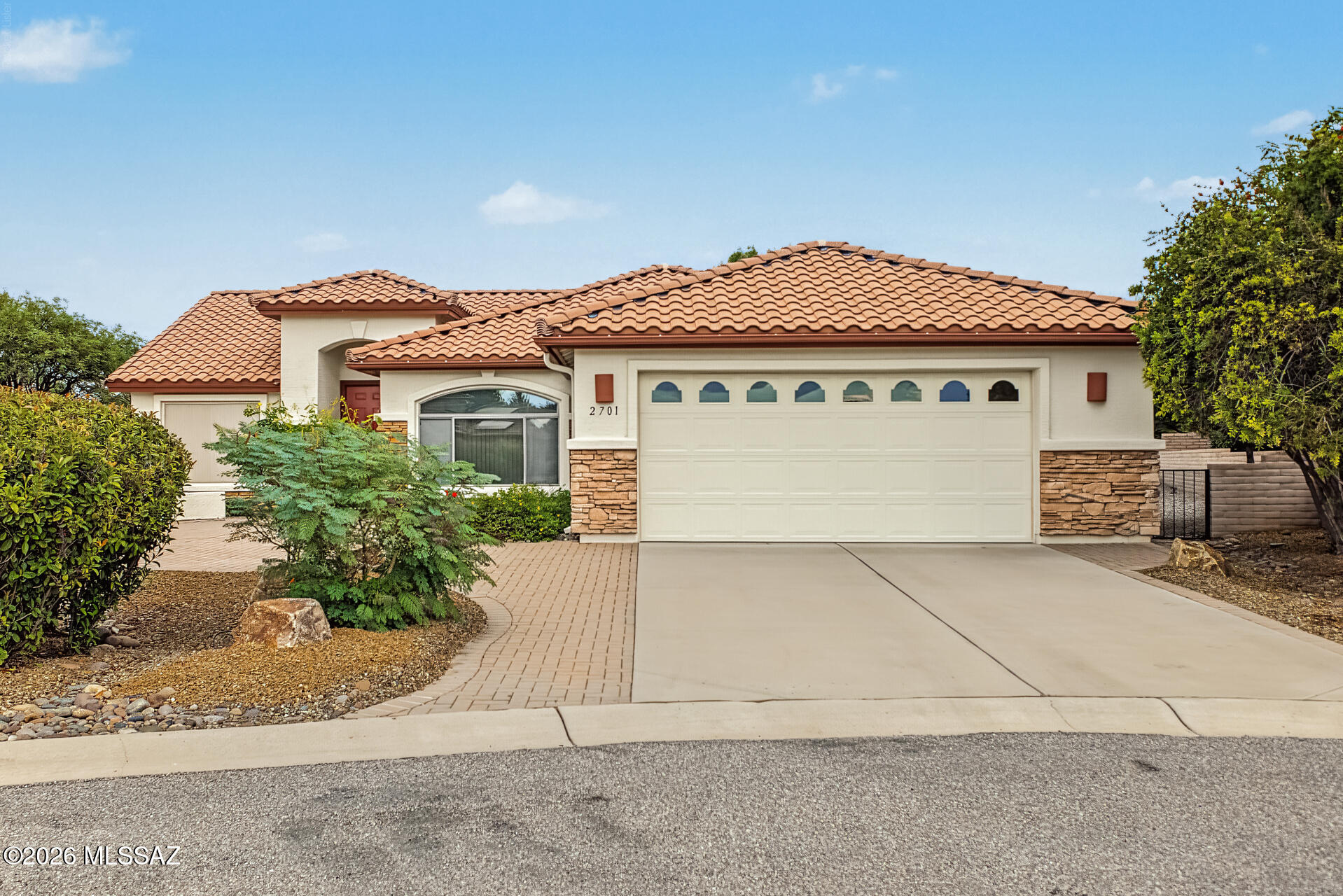 2701 E Sawyer Road — photo