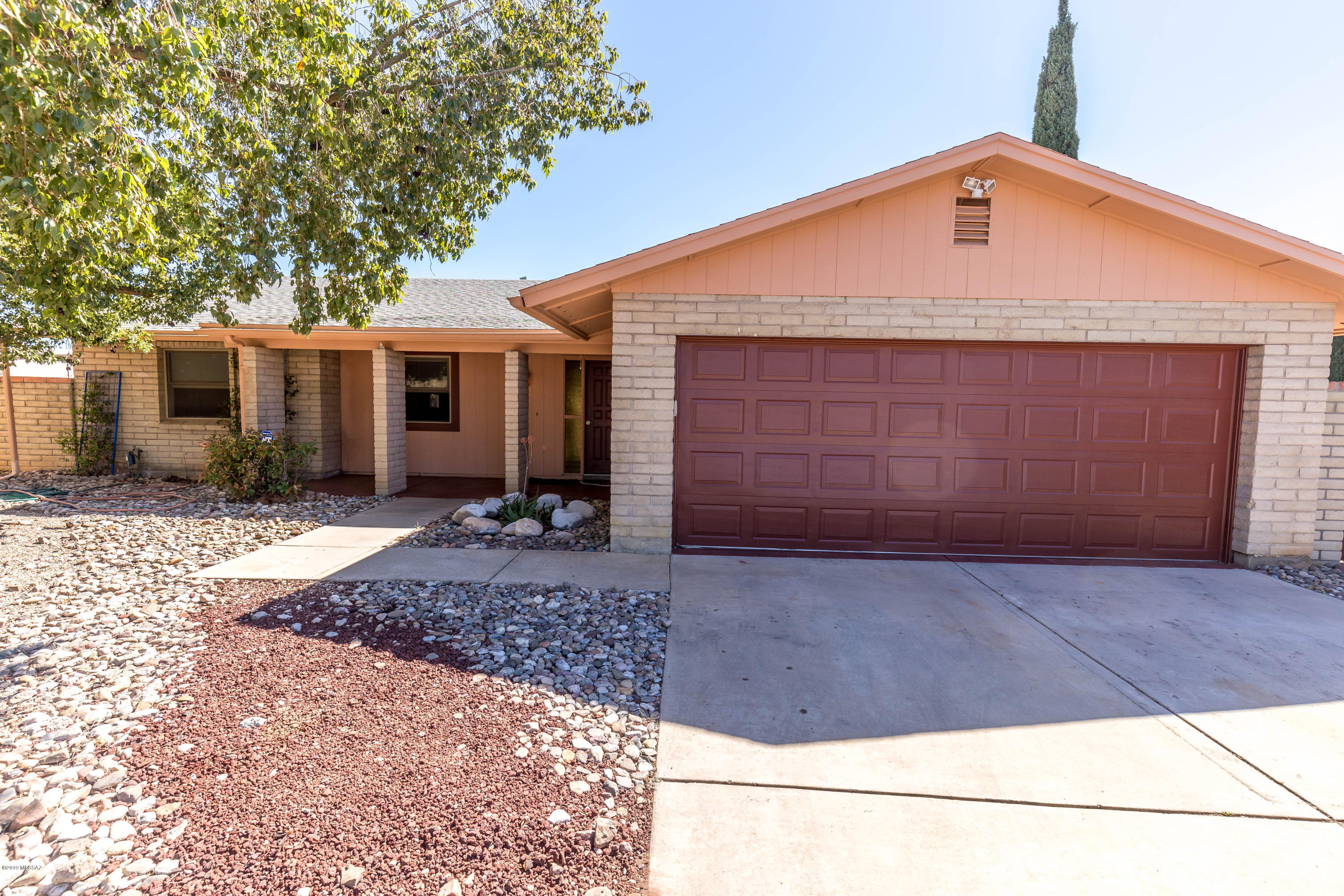 7720 E David Drive — photo
