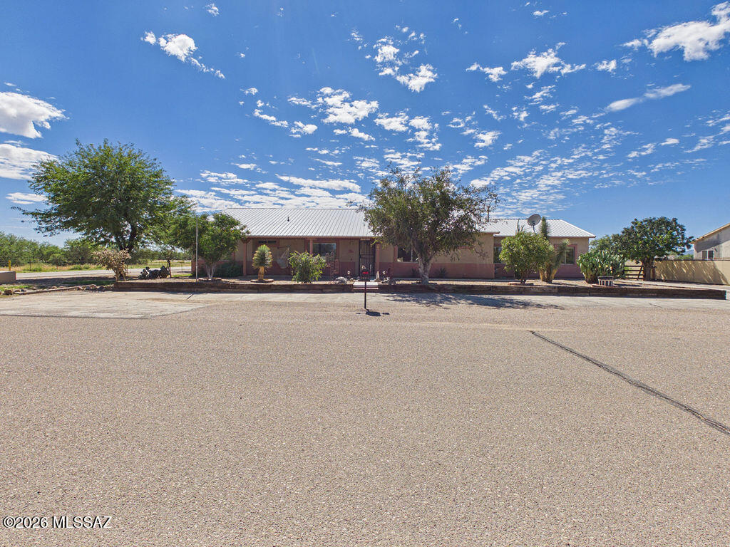 16201 W Feral Road — photo