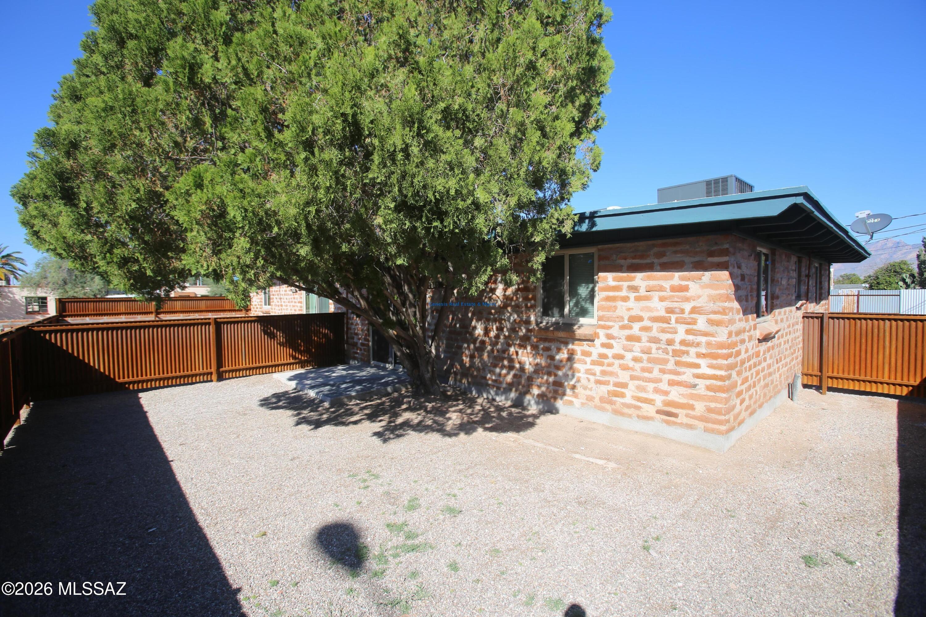 1242 N Roberts Way Unit 1232 — photo